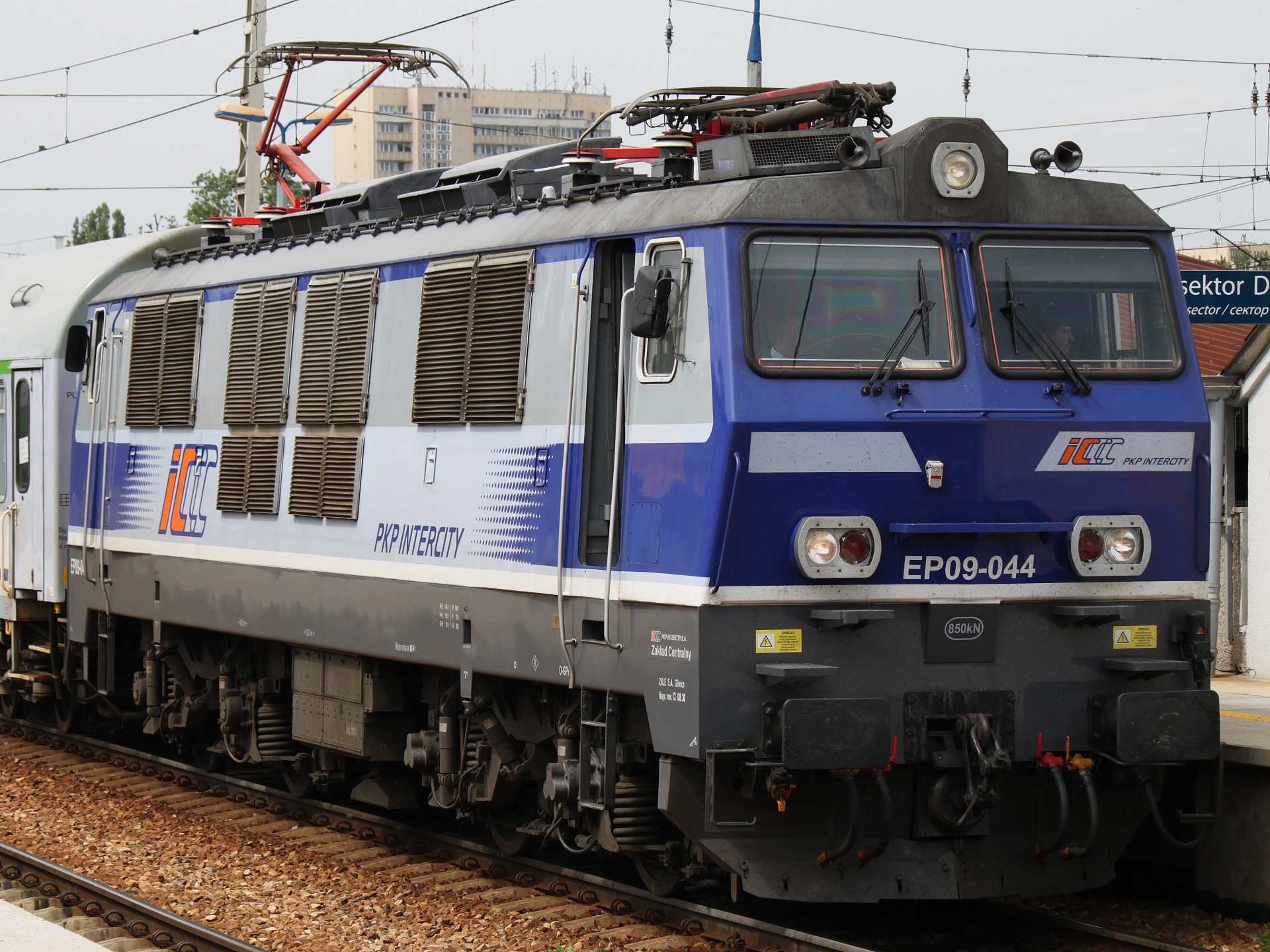 104Ec, EP09-044 (Vehicles » Trains and Locomotives » Pafawag 104E, PKP Intercity)