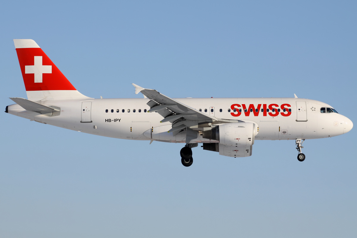 HB-IPY, Swiss International Air Lines (Aircraft » EPWA Spotting » Airbus A319-100)