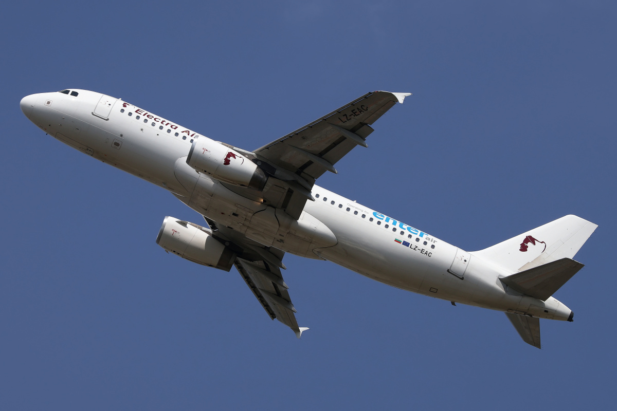 LZ-EAC, Electra Airways (Enter Air) (Samoloty » Spotting na EPWA » Airbus A320-200)