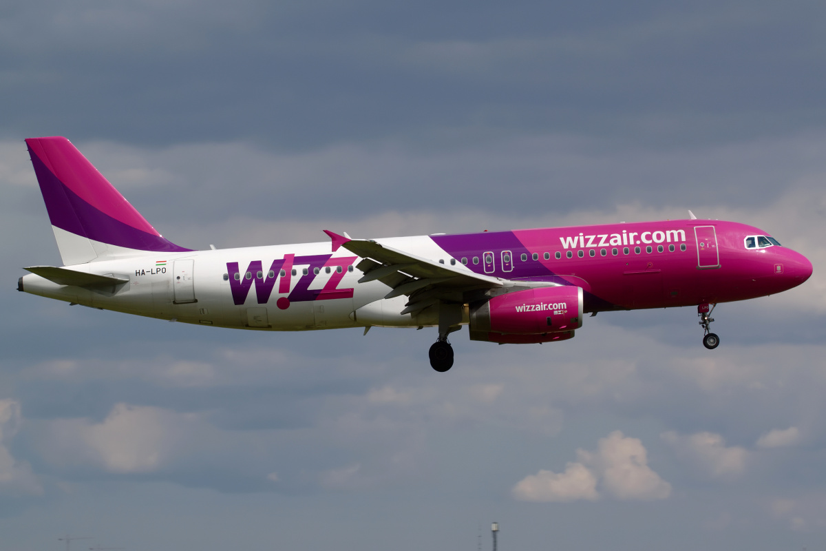 HA-LPO (Aircraft » EPWA Spotting » Airbus A320-200 » Wizz Air)