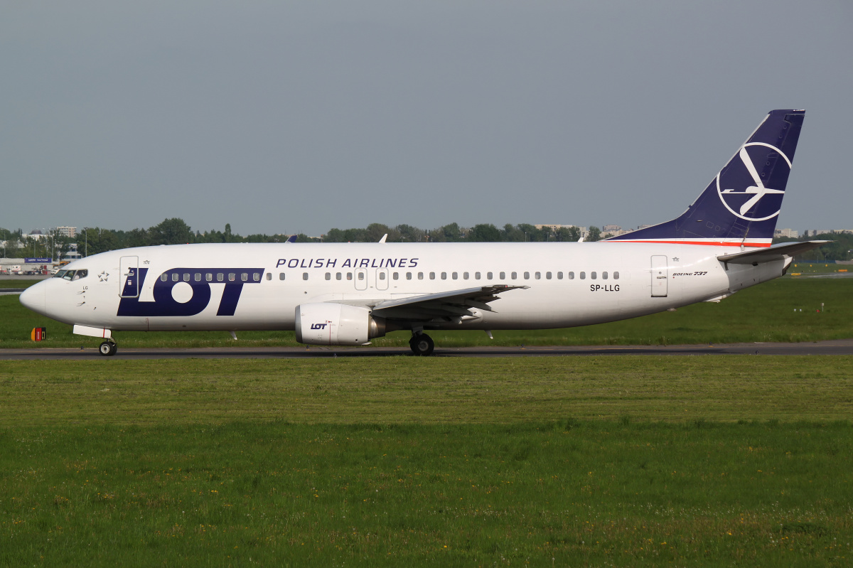 SP-LLG (Samoloty » Spotting na EPWA » Boeing 737-400 » Polskie Linie Lotnicze LOT)