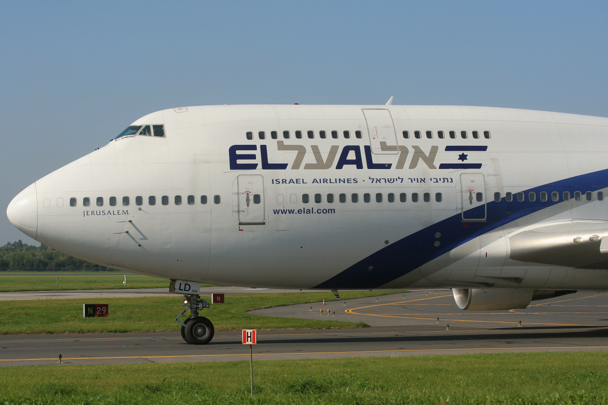 4X-ELD (Aircraft » EPWA Spotting » Boeing 747-400 » El Al Israel Airlines)