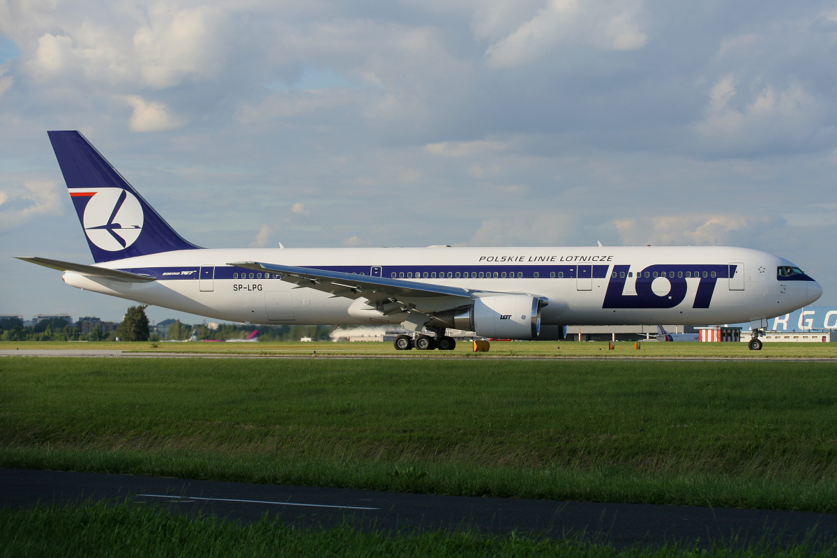 SP-LPG (Samoloty » Spotting na EPWA » Boeing 767-300 » Polskie Linie Lotnicze LOT)