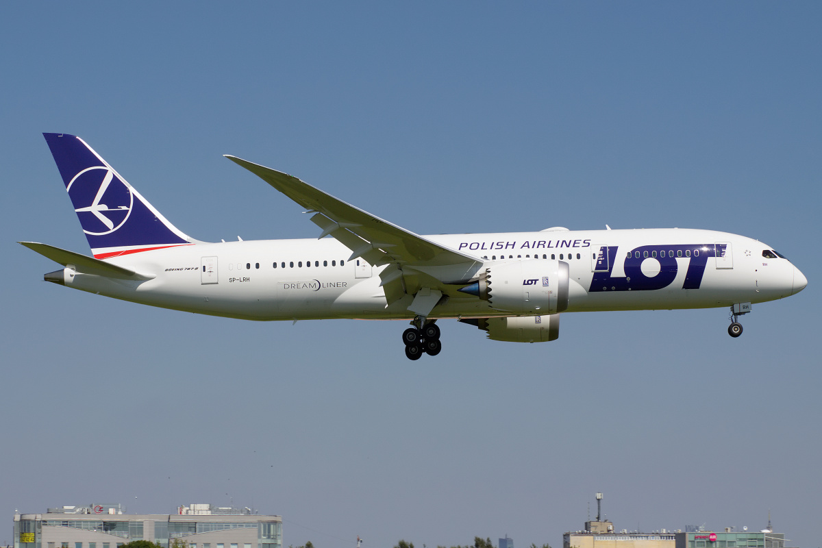 SP-LRH (Samoloty » Spotting na EPWA » Boeing 787-8 Dreamliner » Polskie Linie Lotnicze LOT)