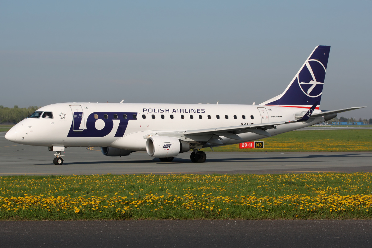 SP-LDD (nowe malowanie) (Samoloty » Spotting na EPWA » Embraer E170 » Polskie Linie Lotnicze LOT)
