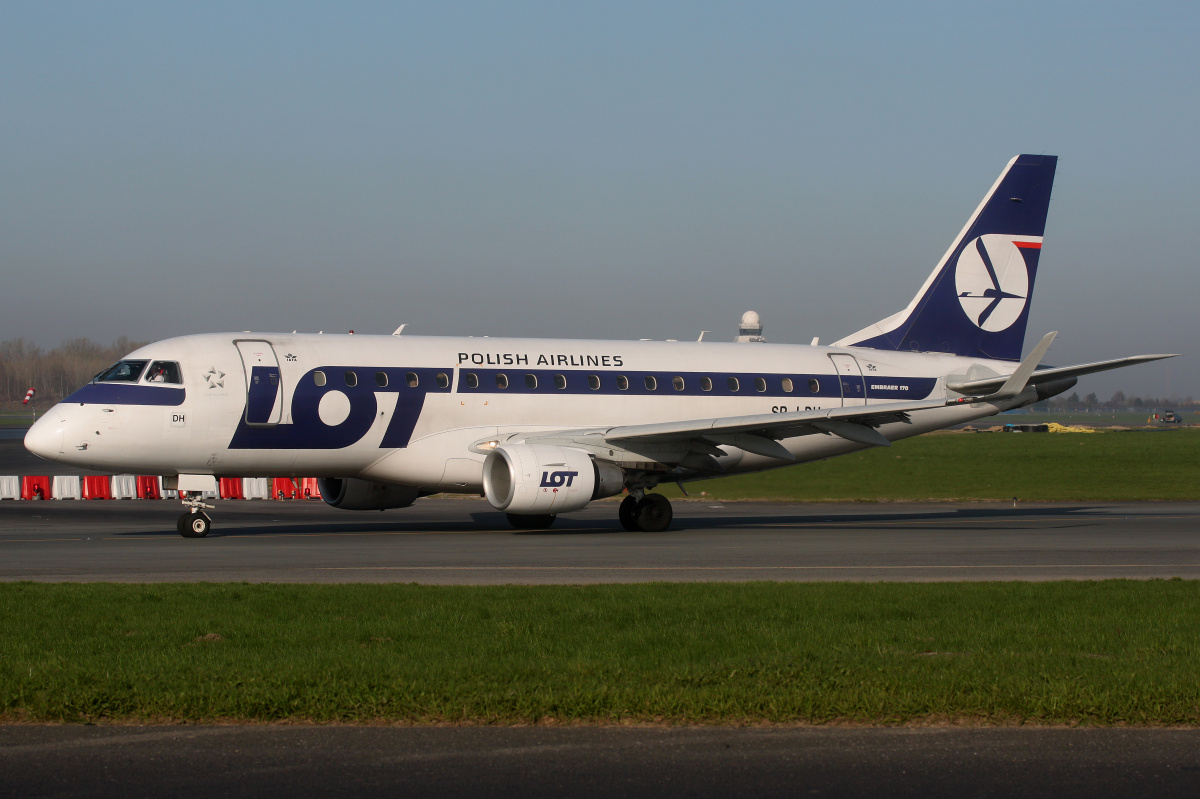 SP-LDH (Samoloty » Spotting na EPWA » Embraer E170 » Polskie Linie Lotnicze LOT)