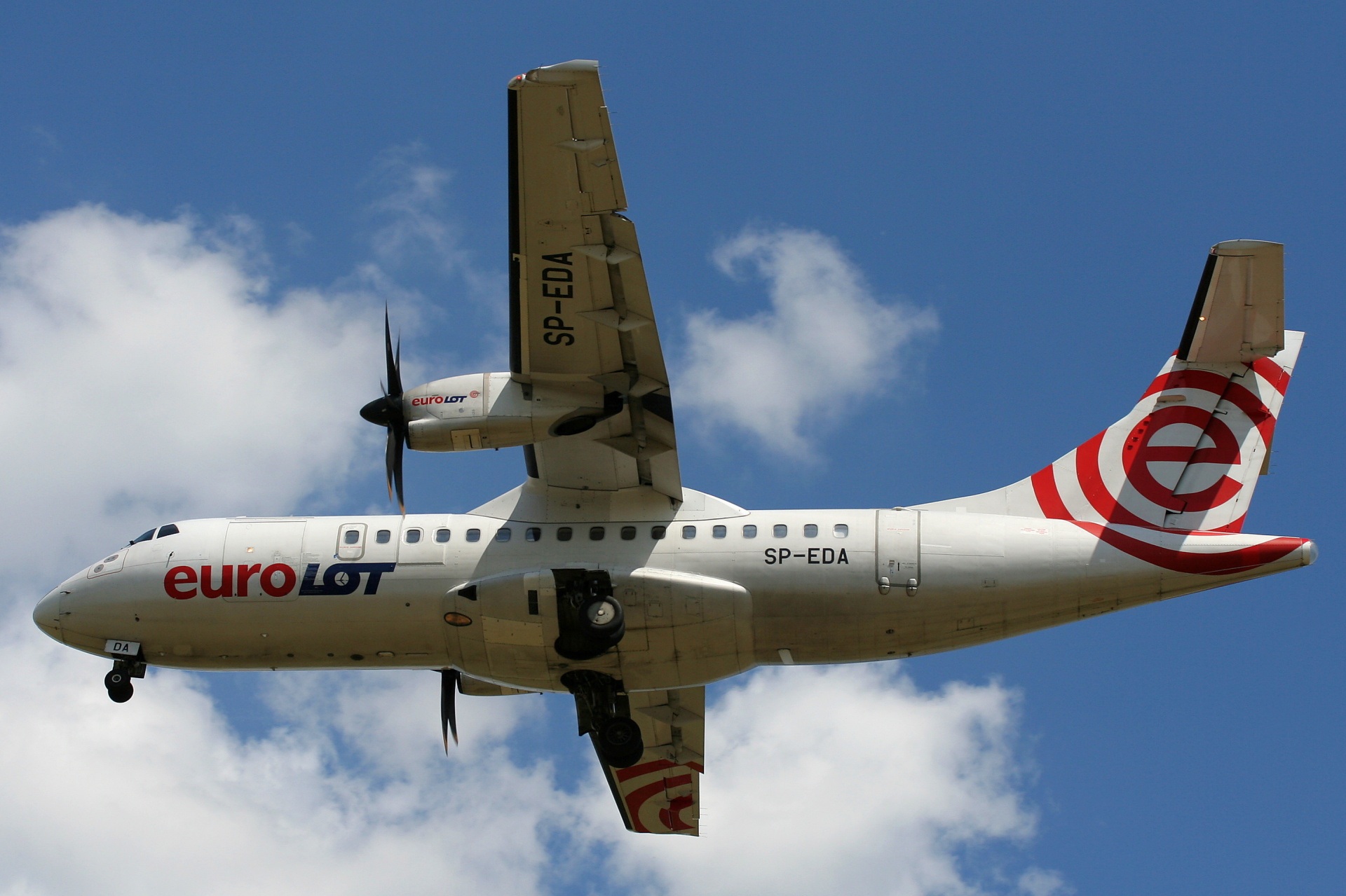 SP-EDA (Samoloty » Spotting na EPWA » ATR 42 » EuroLOT)