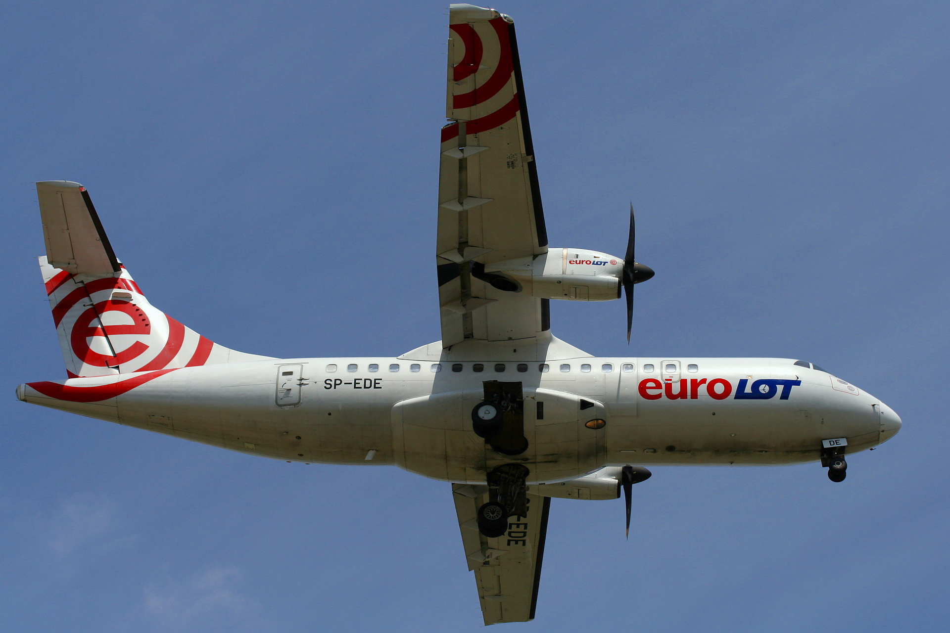 SP-EDE (Samoloty » Spotting na EPWA » ATR 42 » EuroLOT)