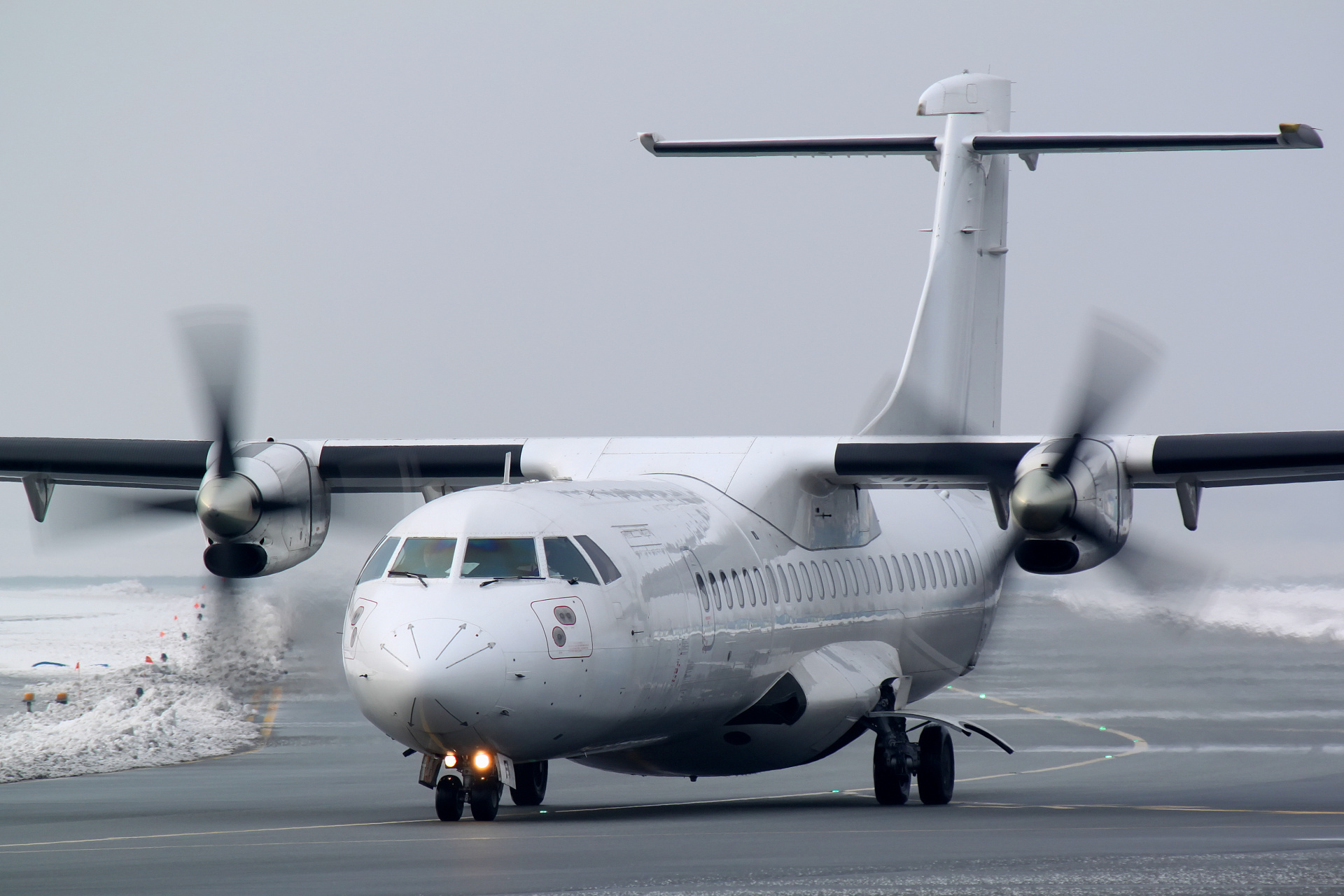 SP-EFI (Aircraft » EPWA Spotting » ATR 72 » EuroLOT)