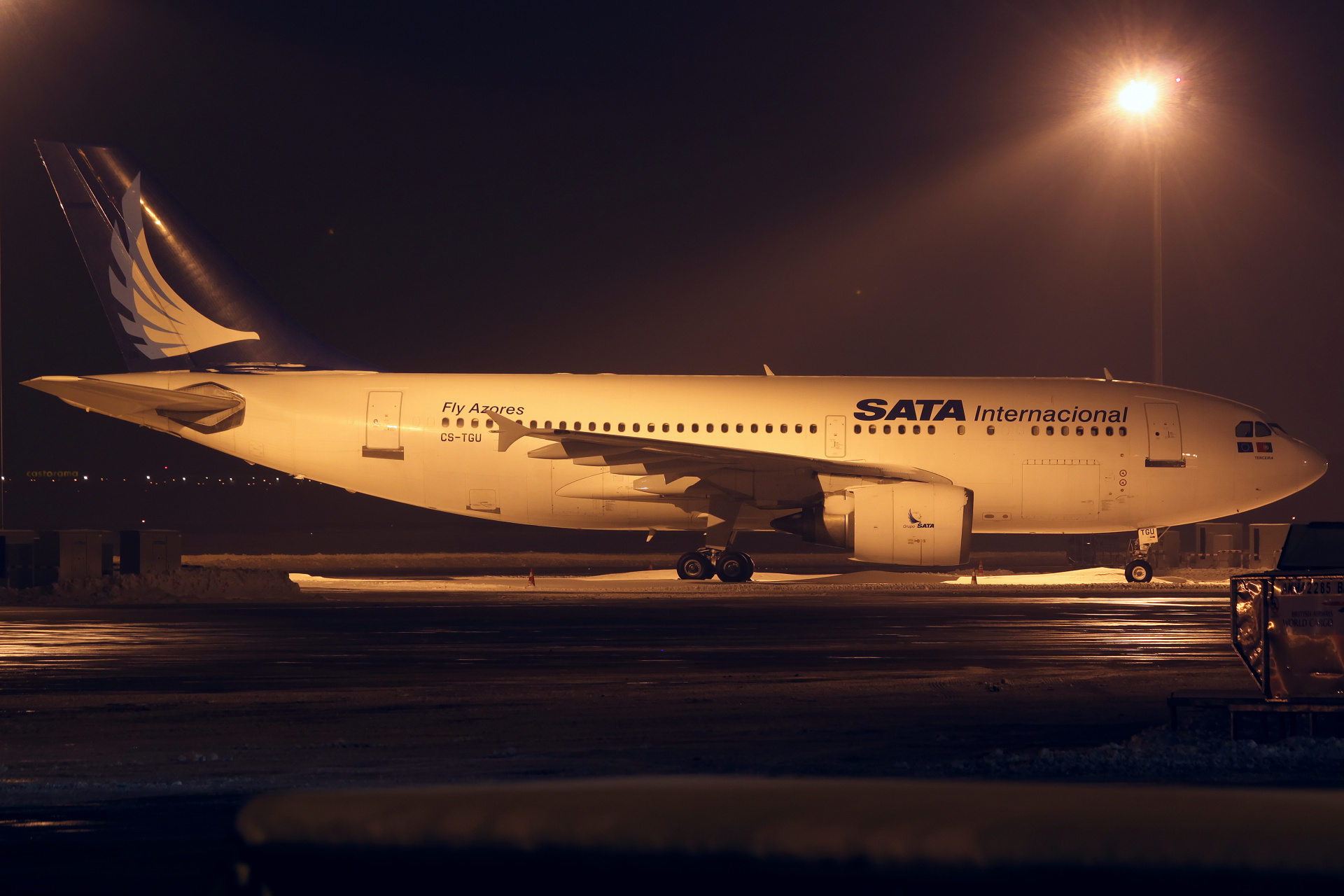 CS-TGU, SATA Internacional (Samoloty » Spotting na EPWA » Airbus A310-300)
