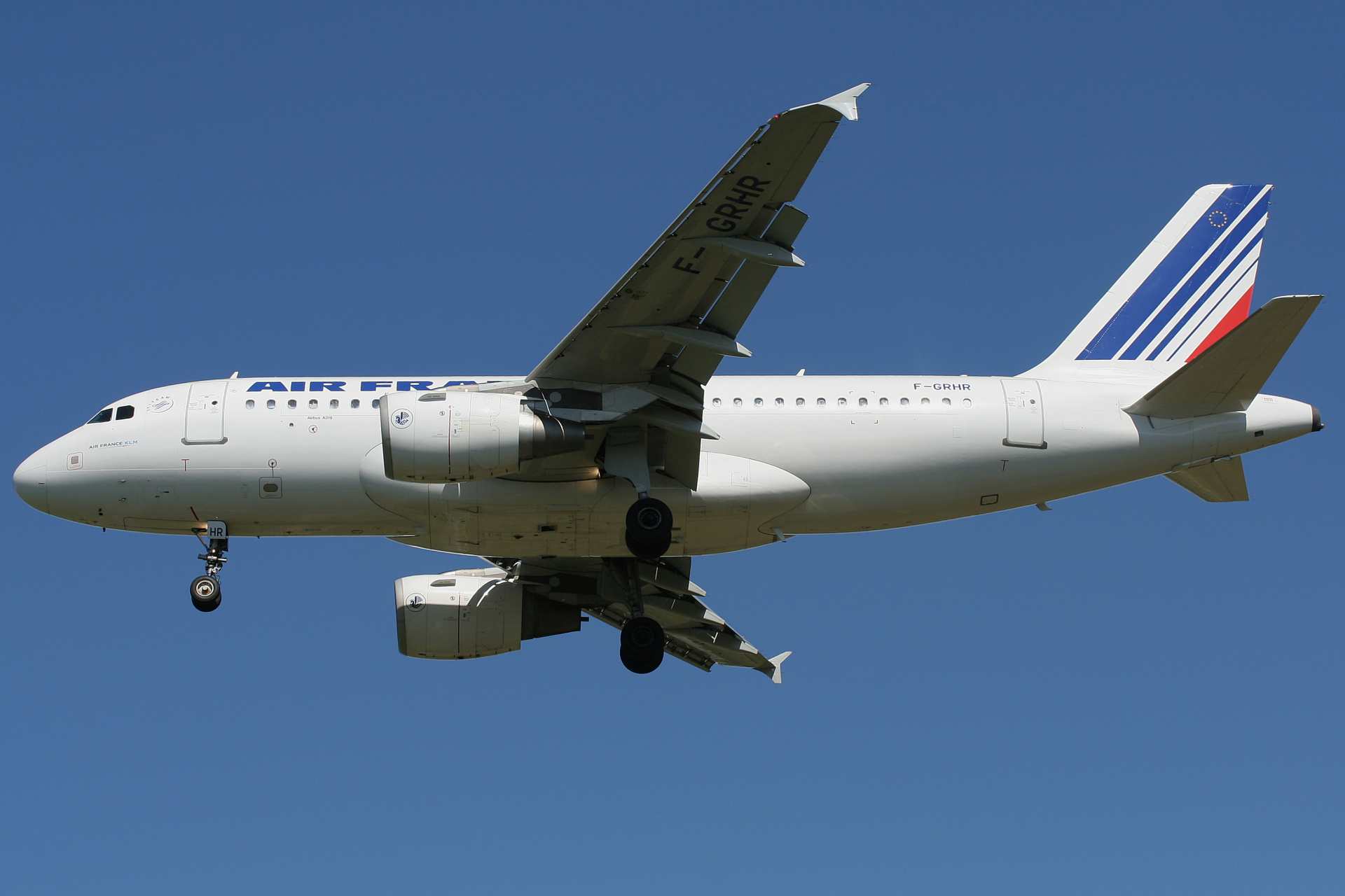 F-GRHR (Samoloty » Spotting na EPWA » Airbus A319-100 » Air France)