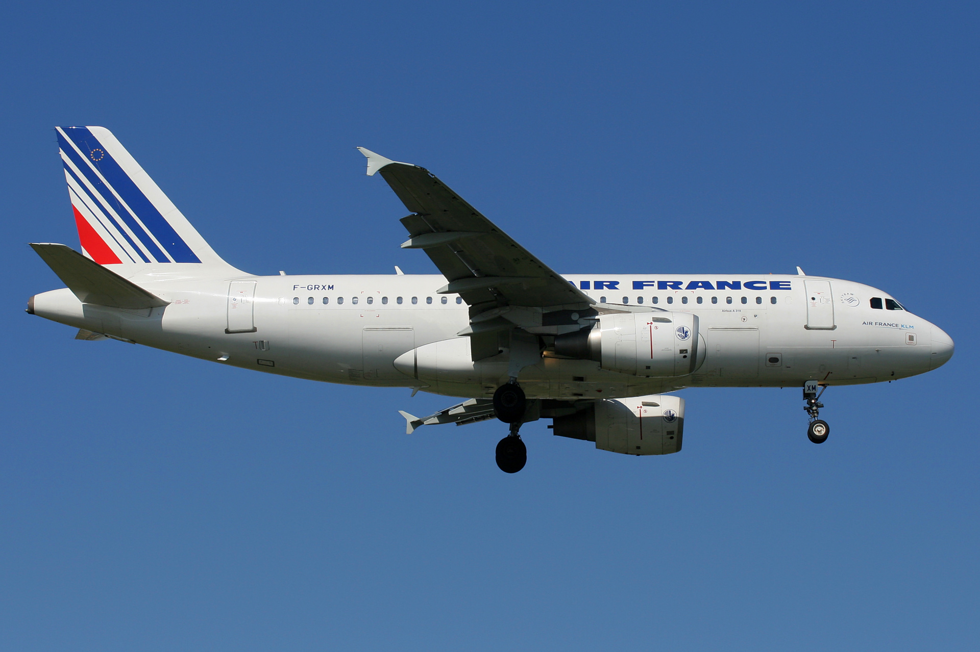 F-GRXM (Aircraft » EPWA Spotting » Airbus A319-100 » Air France)