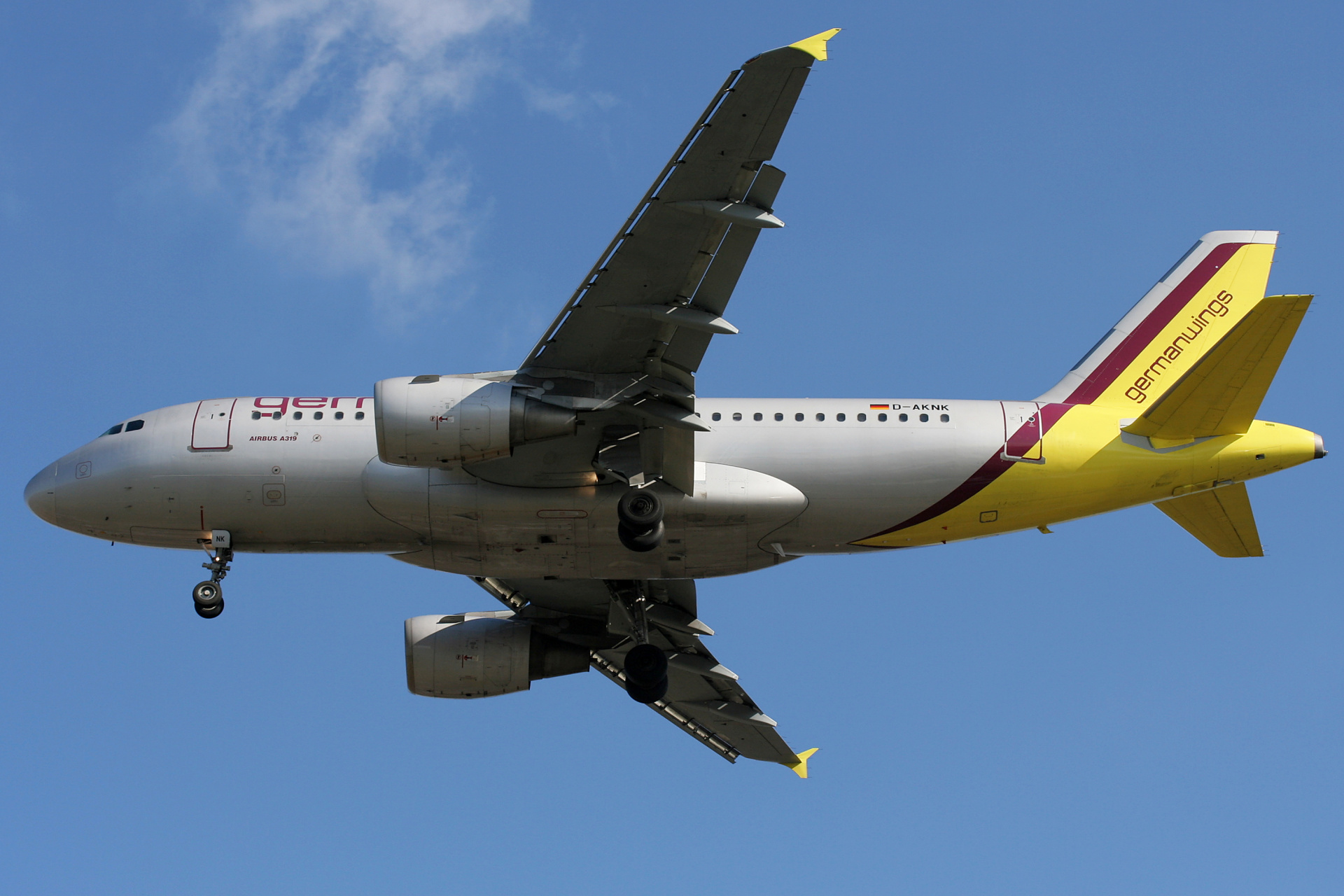 D-AKNK (Aircraft » EPWA Spotting » Airbus A319-100 » Germanwings)