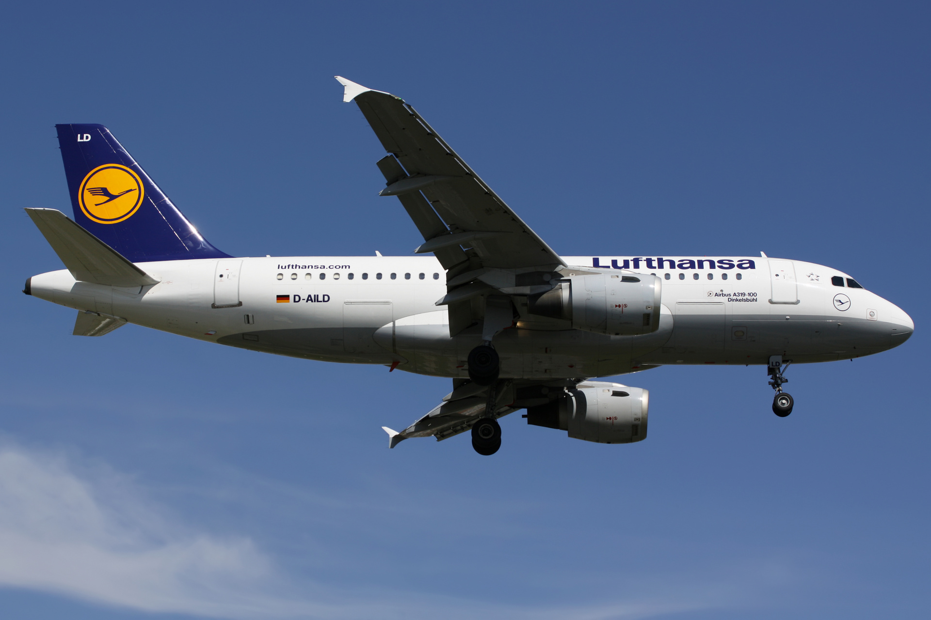 D-AILD (Aircraft » EPWA Spotting » Airbus A319-100 » Lufthansa)