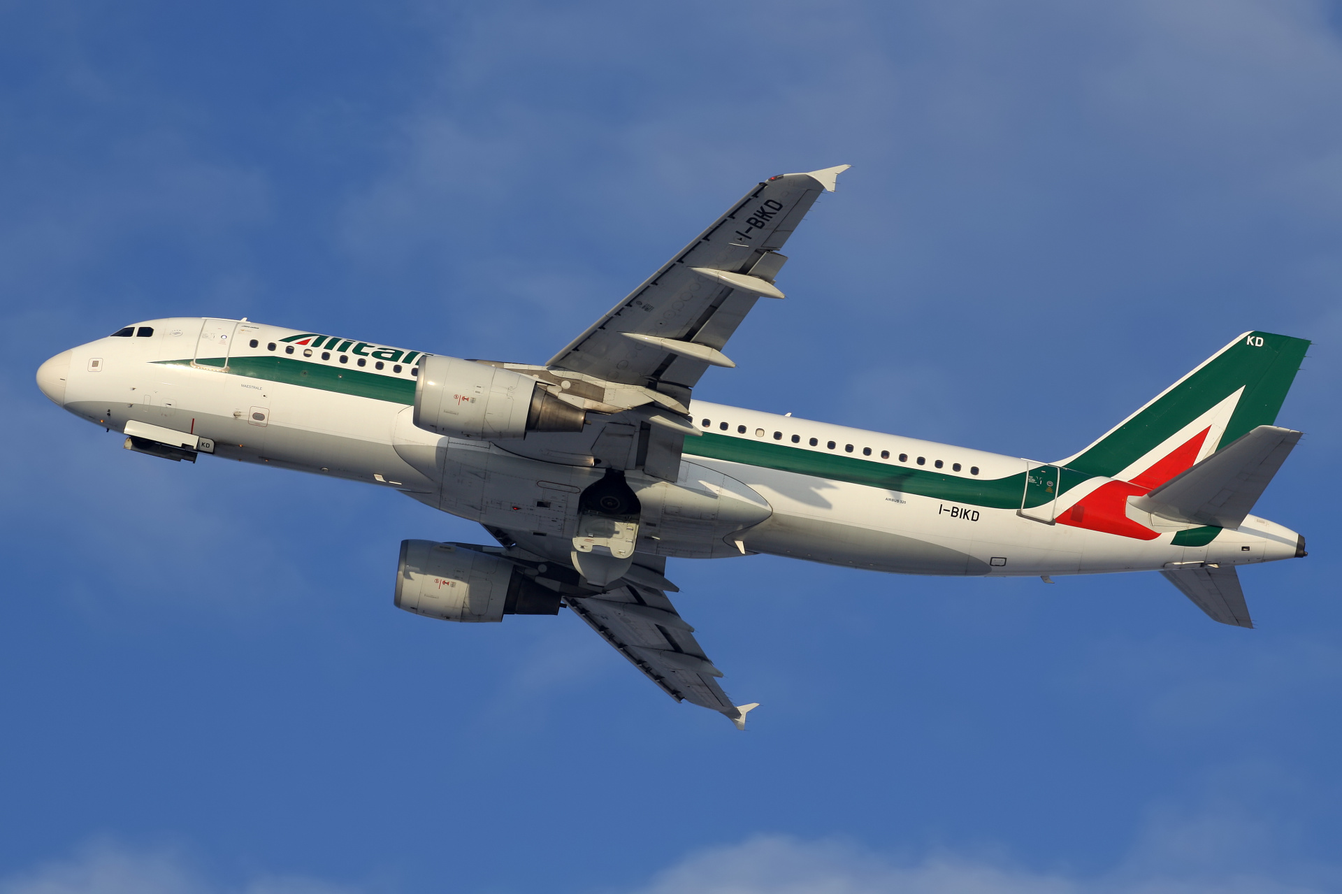 I-BIKD (Aircraft » EPWA Spotting » Airbus A320-200 » Alitalia)