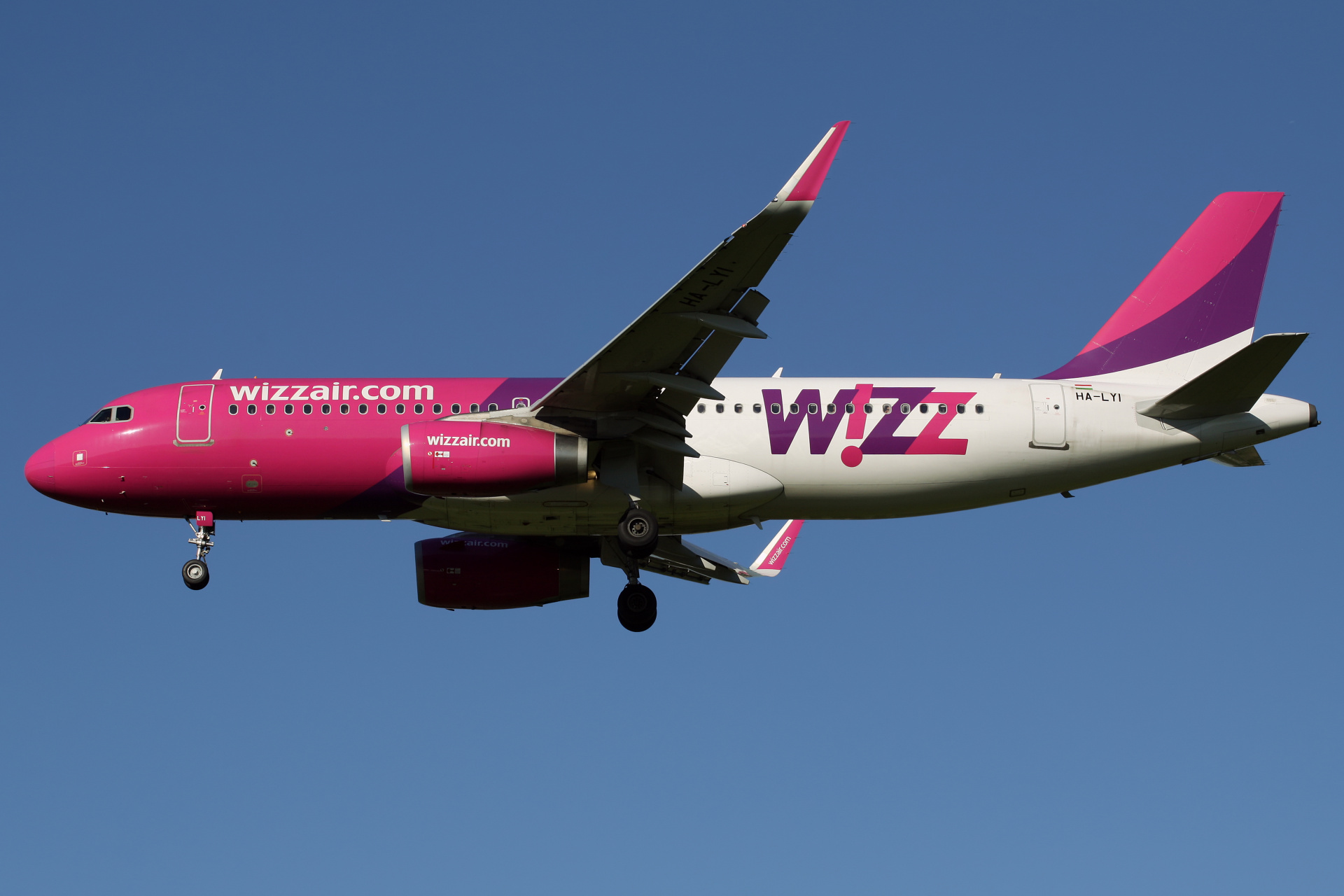 HA-LYI (Samoloty » Spotting na EPWA » Airbus A320-200 » Wizz Air)