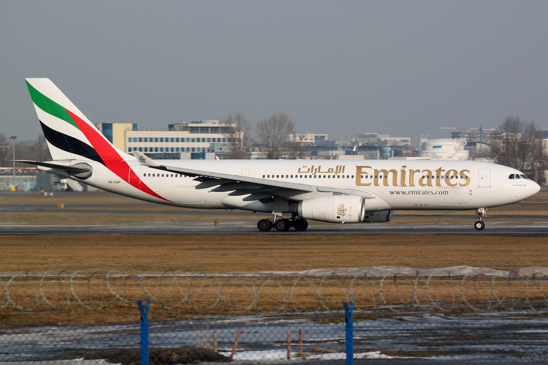 A6-EAF (Samoloty » Spotting na EPWA » Airbus A330-200 » Emirates)