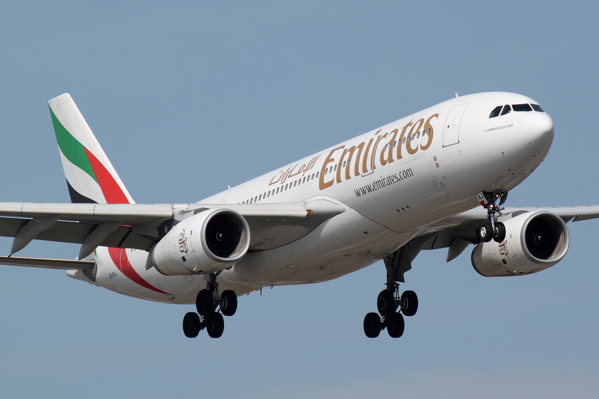 A6-EAJ (Aircraft » EPWA Spotting » Airbus A330-200 » Emirates)