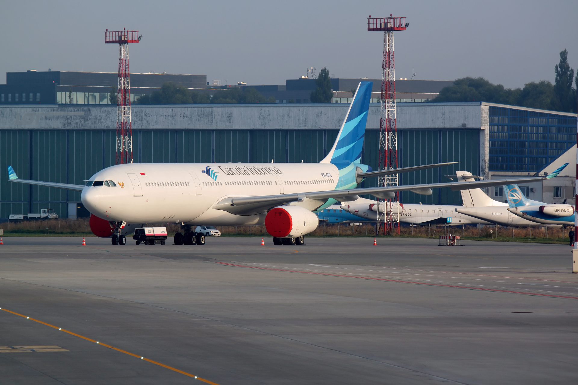 PK-GPE, Garuda Indonesia (Aircraft » EPWA Spotting » Airbus A330-300)
