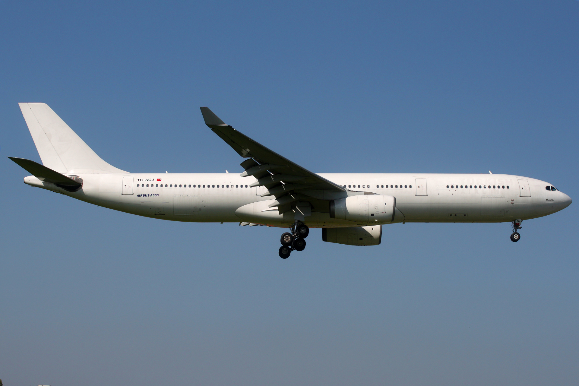 TC-SGJ, Saga Airlines (Samoloty » Spotting na EPWA » Airbus A330-300)