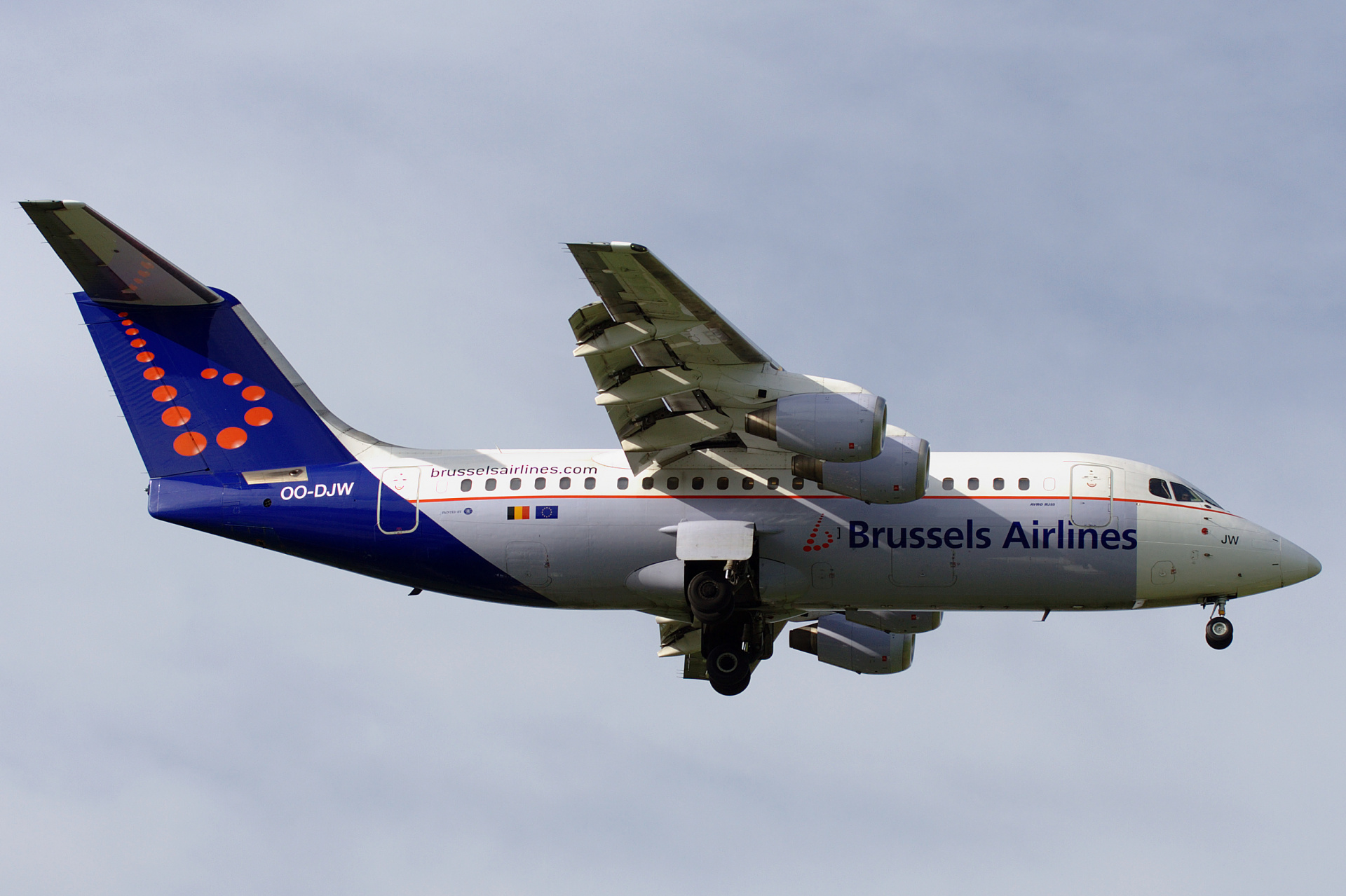 OO-DJW (Samoloty » Spotting na EPWA » BAe 146 i pochodne wersje » Avro RJ85 » Brussels Airlines)