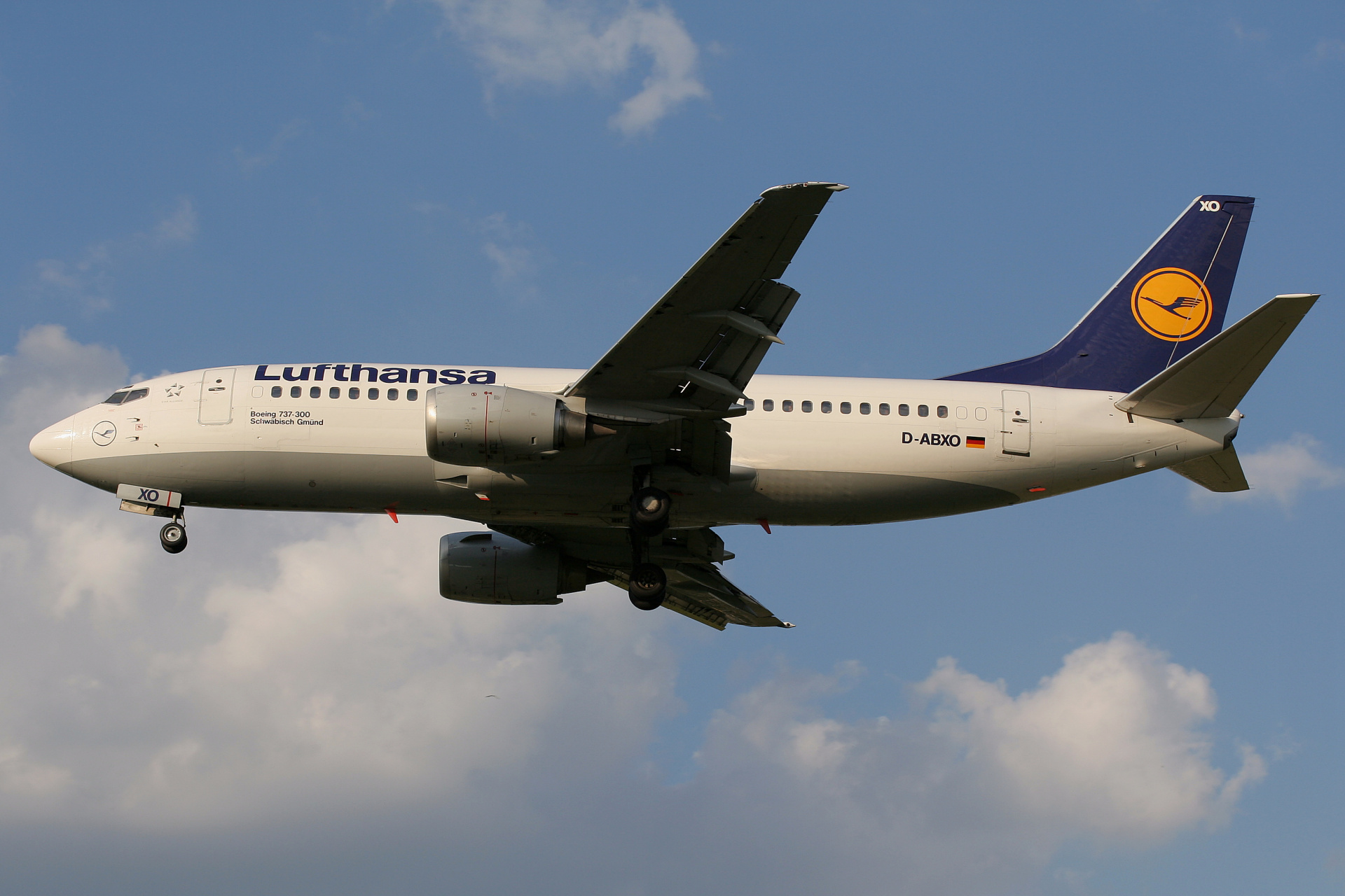 D-ABXO (Samoloty » Spotting na EPWA » Boeing 737-300 » Lufthansa)