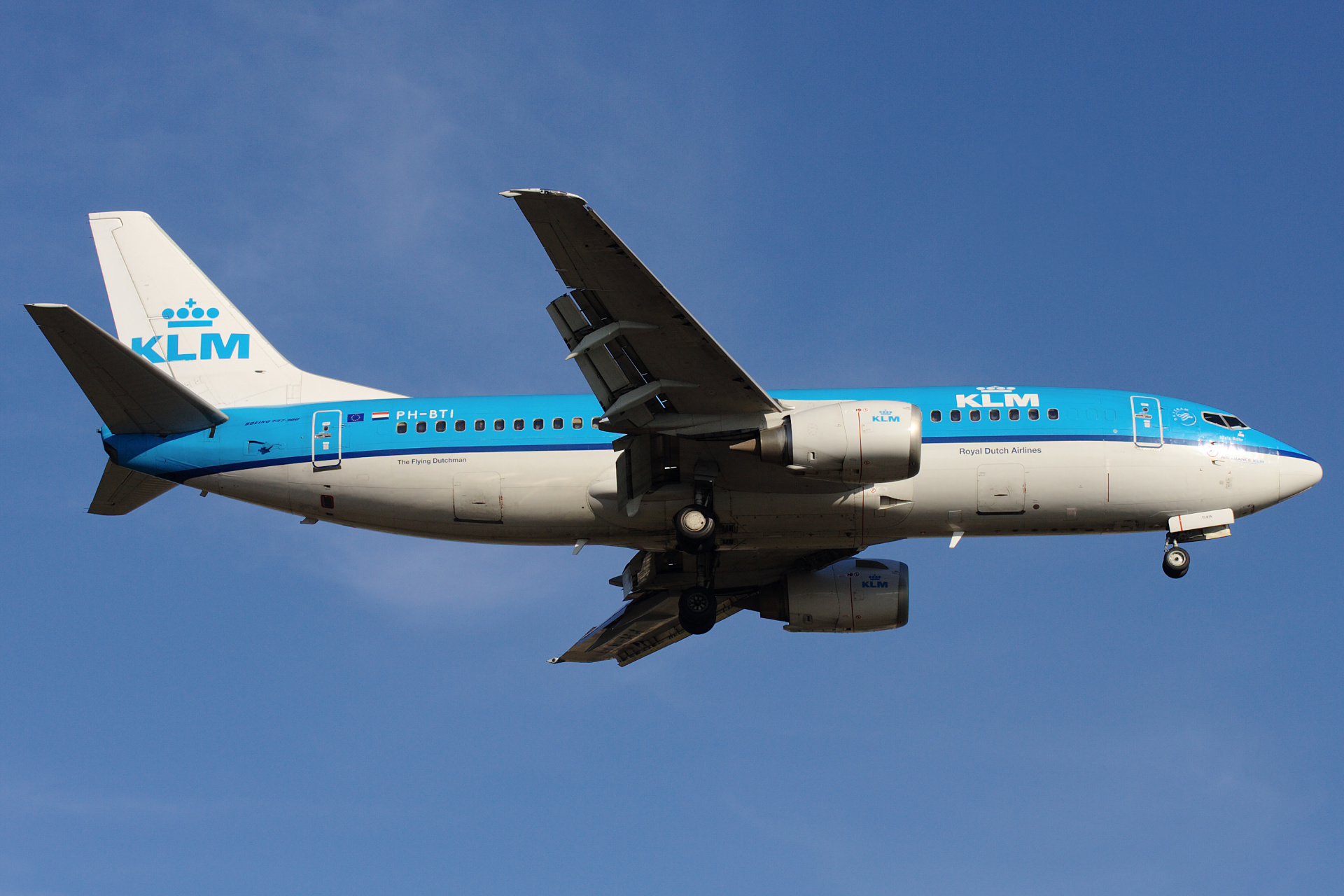 PH-BTI, KLM Royal Dutch Airlines (Samoloty » Spotting na EPWA » Boeing 737-300)