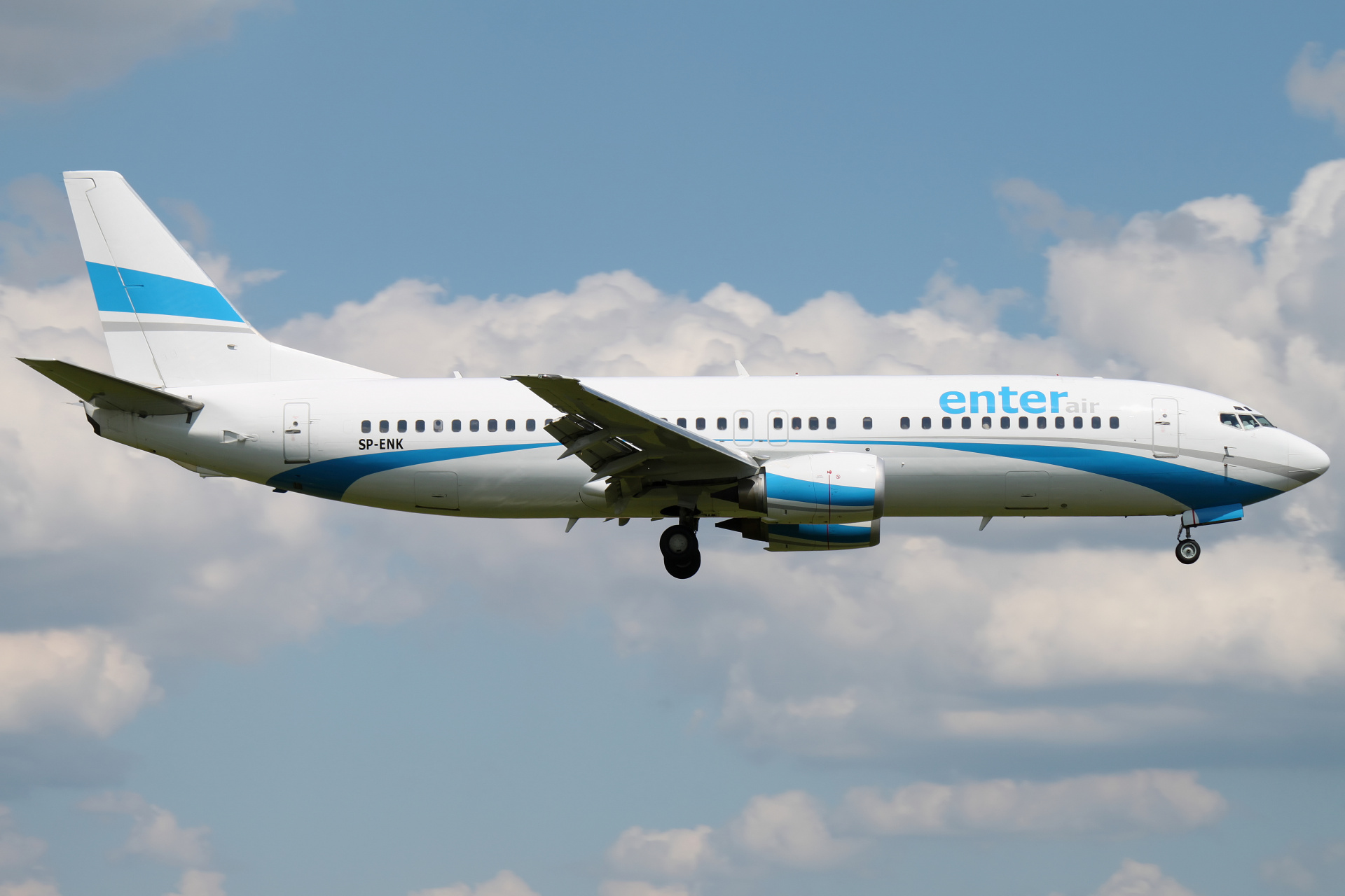 SP-ENK (Aircraft » EPWA Spotting » Boeing 737-400 » Enter Air)