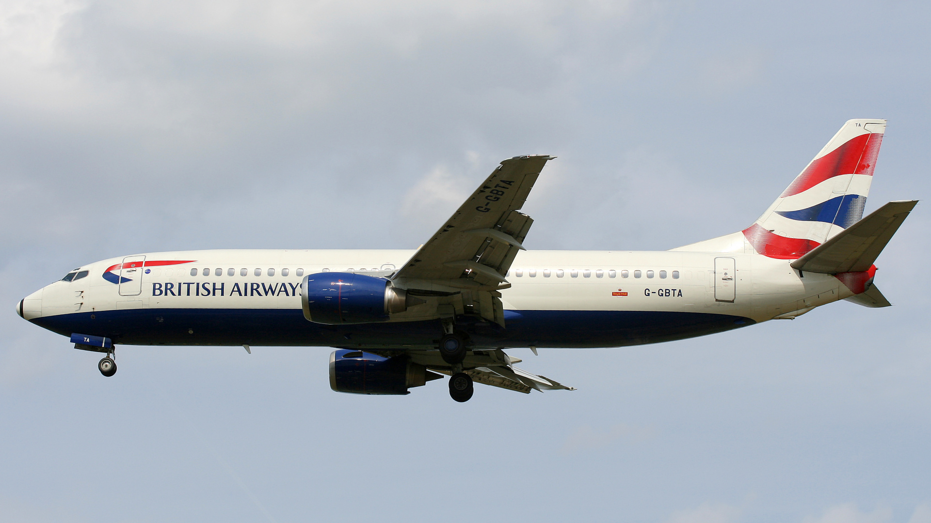G-GBTA, British Airways (Samoloty » Spotting na EPWA » Boeing 737-400)