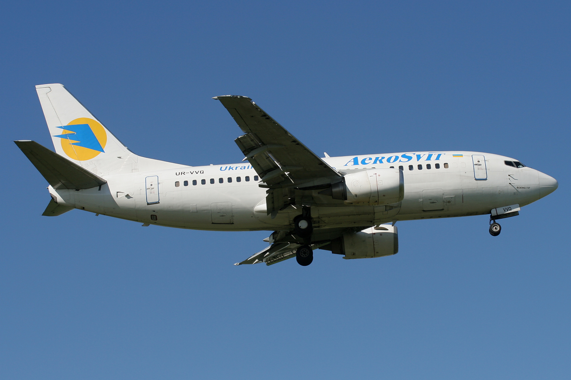 UR-VVQ, AeroSvit Ukrainian Airlines (Samoloty » Spotting na EPWA » Boeing 737-500)