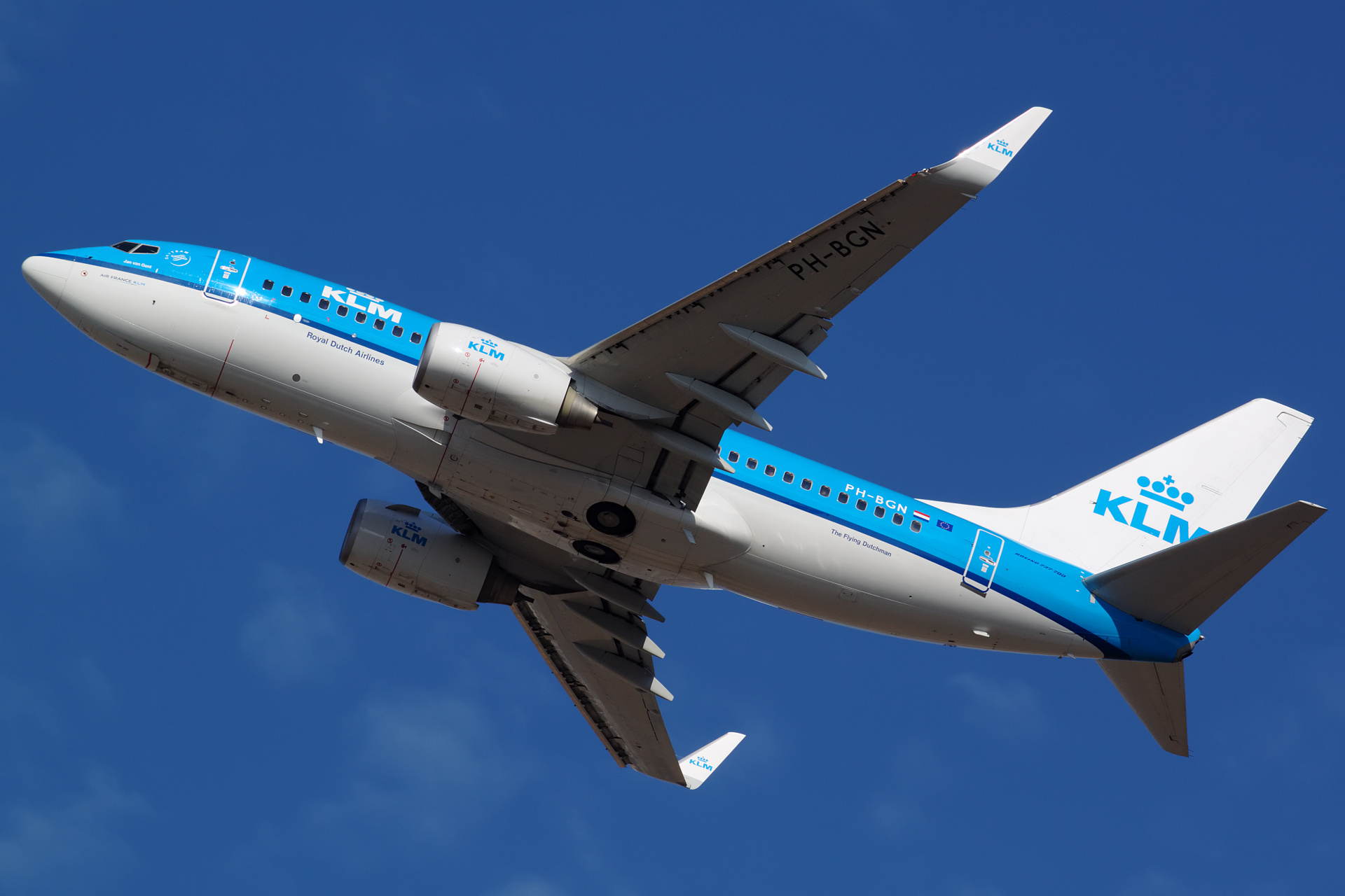 PH-BGN (Aircraft » EPWA Spotting » Boeing 737-700 » KLM Royal Dutch Airlines)