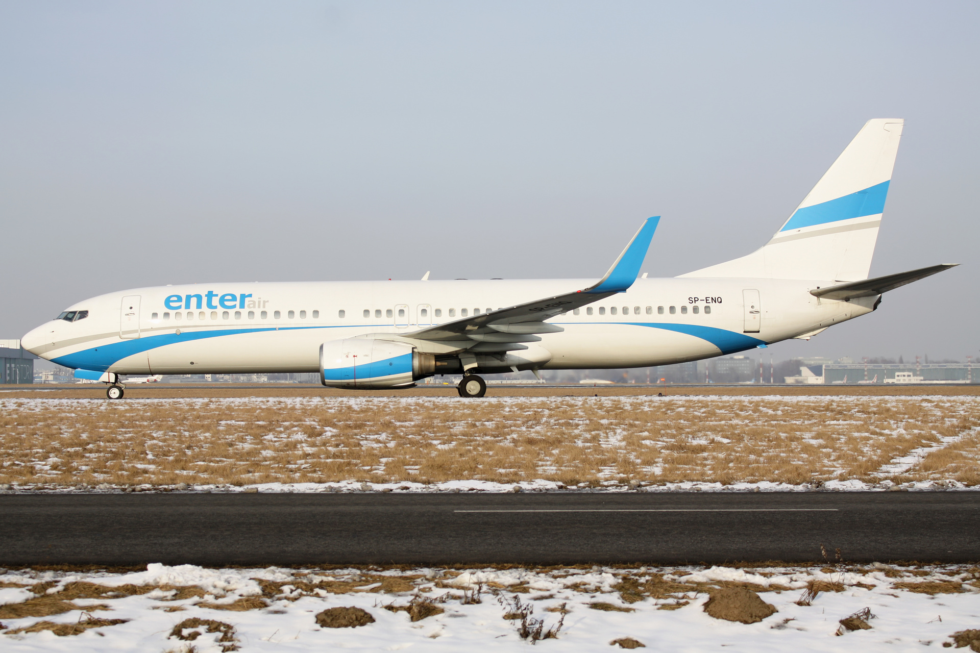 SP-ENQ (Samoloty » Spotting na EPWA » Boeing 737-800 » Enter Air)