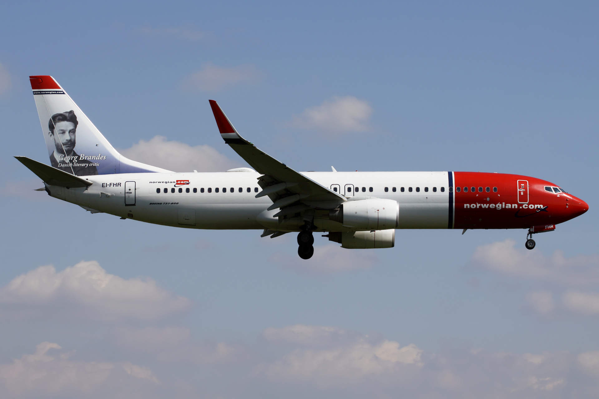 EI-FHR, Norwegian Air International (Georg Brandes tail) (Aircraft » EPWA Spotting » Boeing 737-800 » Norwegian Air)
