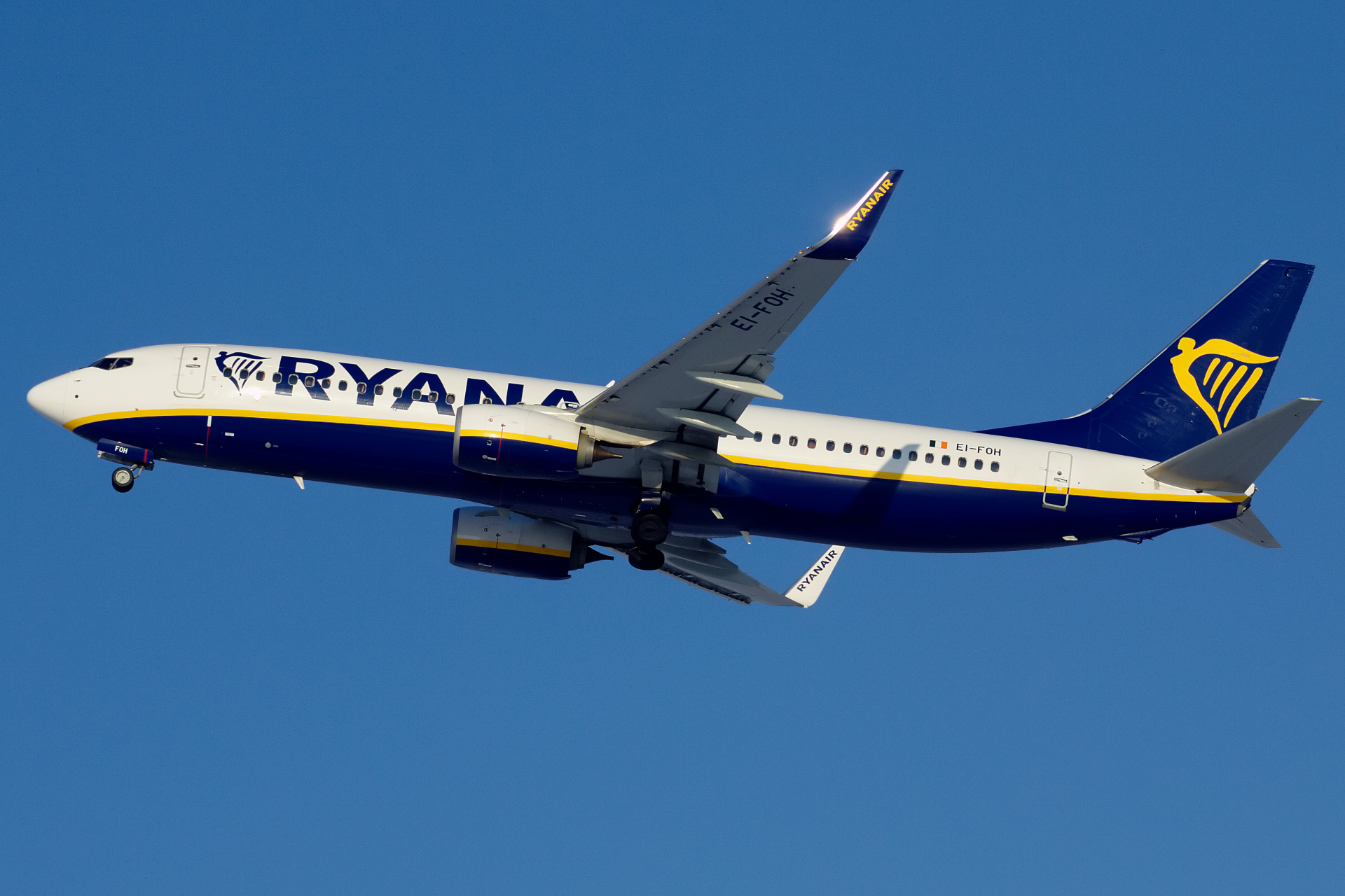 EI-FOH (Samoloty » Spotting na EPWA » Boeing 737-800 » Ryanair)