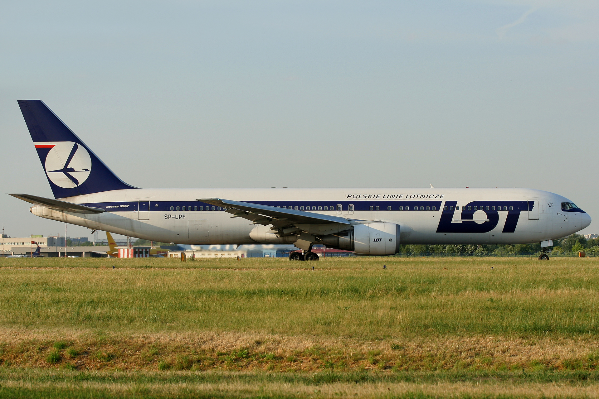 SP-LPF (Samoloty » Spotting na EPWA » Boeing 767-300 » Polskie Linie Lotnicze LOT)