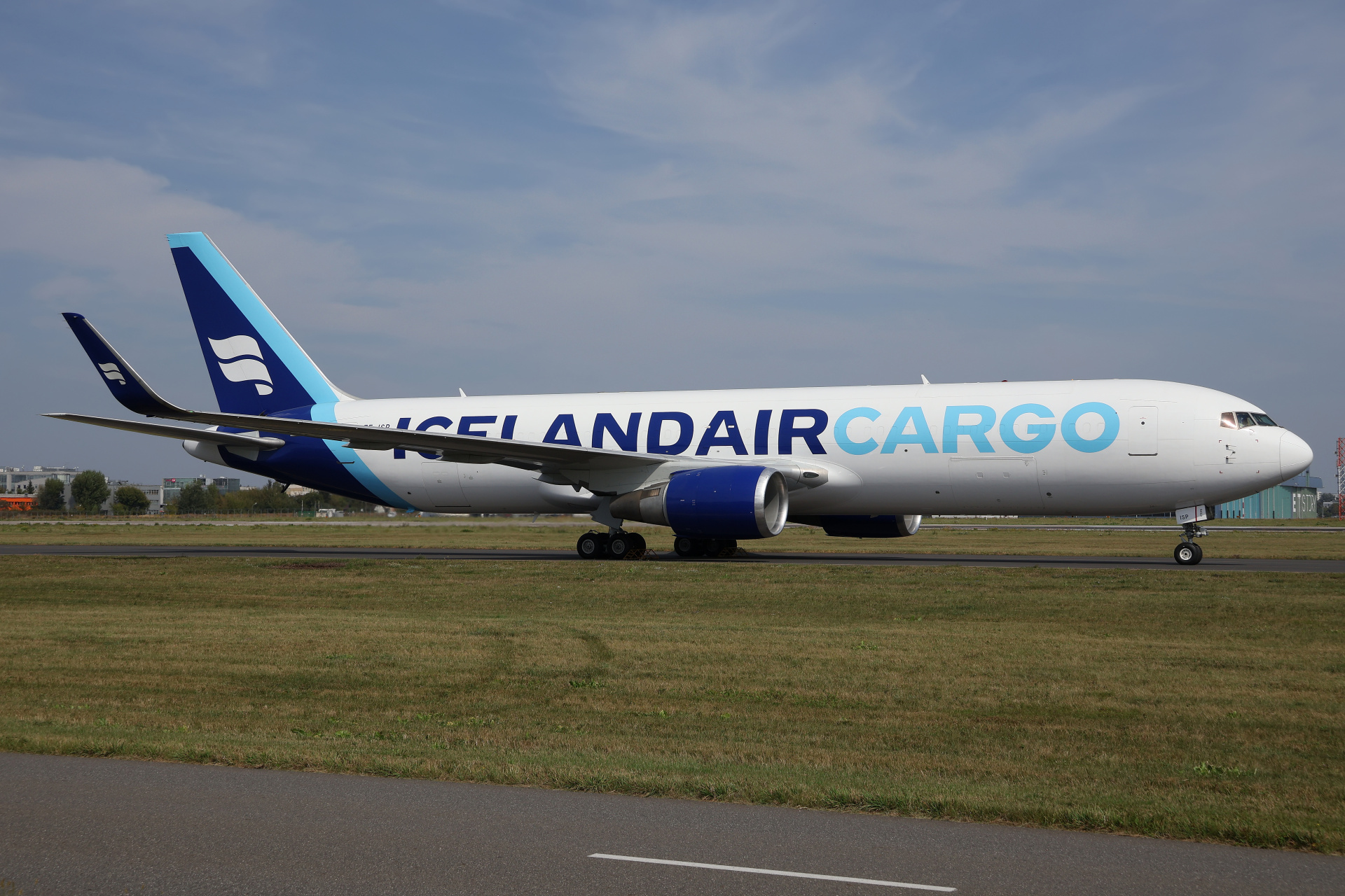 BCF, TF-ISP, Icelandair Cargo (Aircraft » EPWA Spotting » Boeing 767-300F)