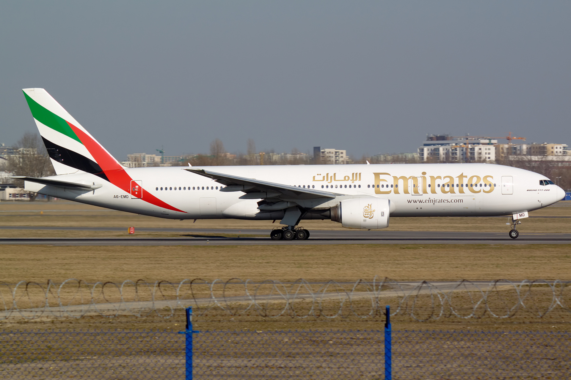 A6-EMD (Samoloty » Spotting na EPWA » Boeing 777-200 i 200ER » Emirates)