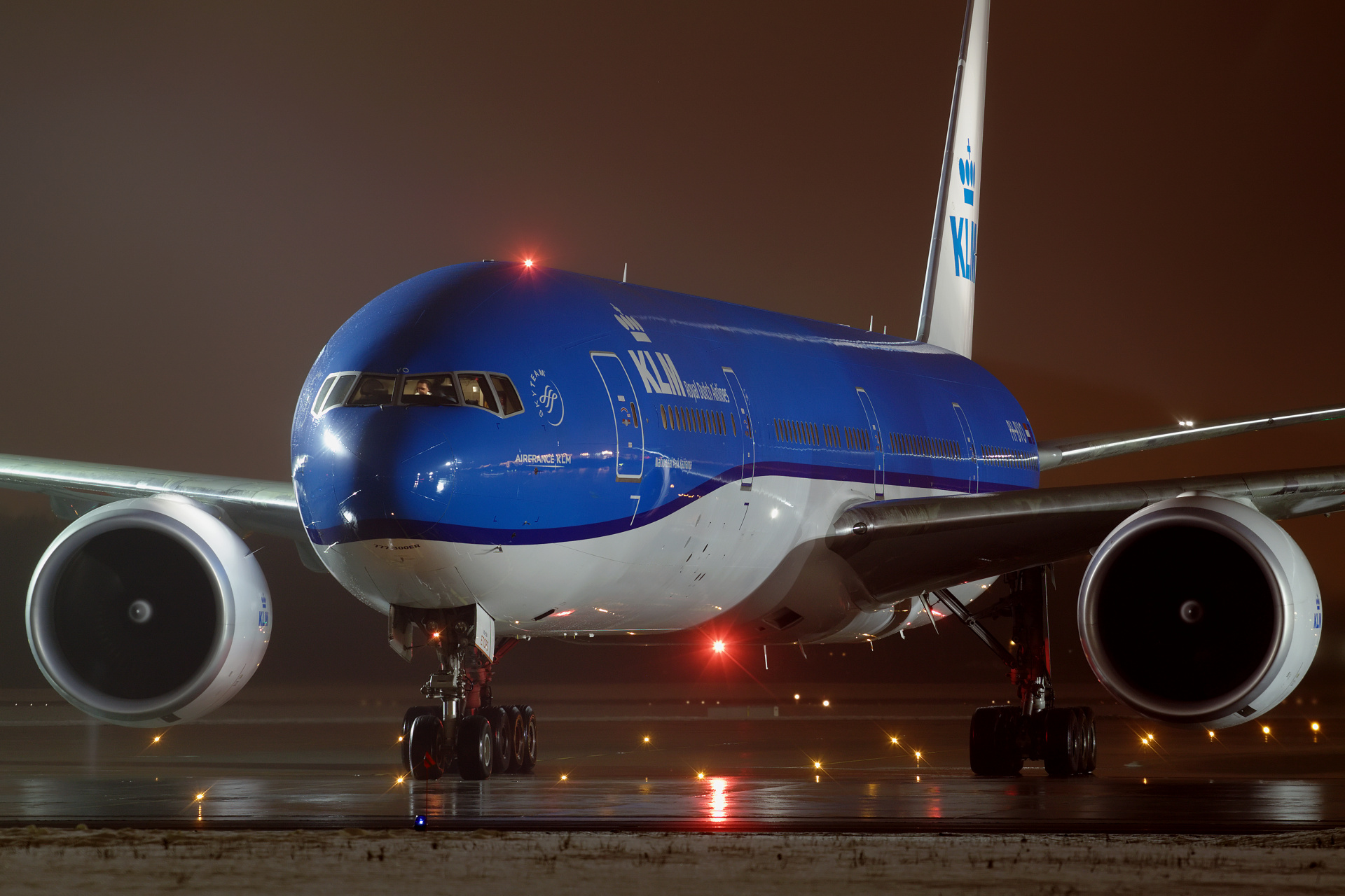 PH-BVO, KLM Royal Dutch Airlines (Aircraft » EPWA Spotting » Boeing 777-300ER)