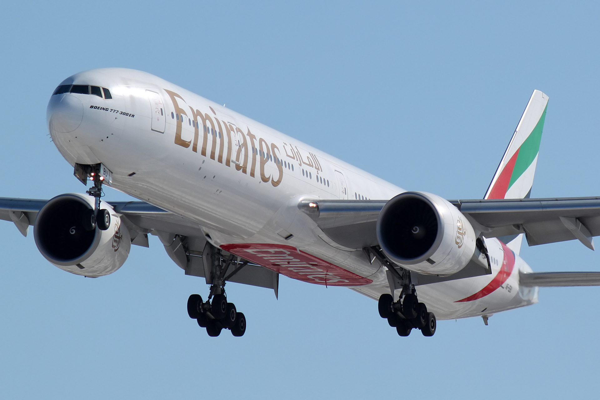 A6-EBU (Aircraft » EPWA Spotting » Boeing 777-300ER » Emirates)