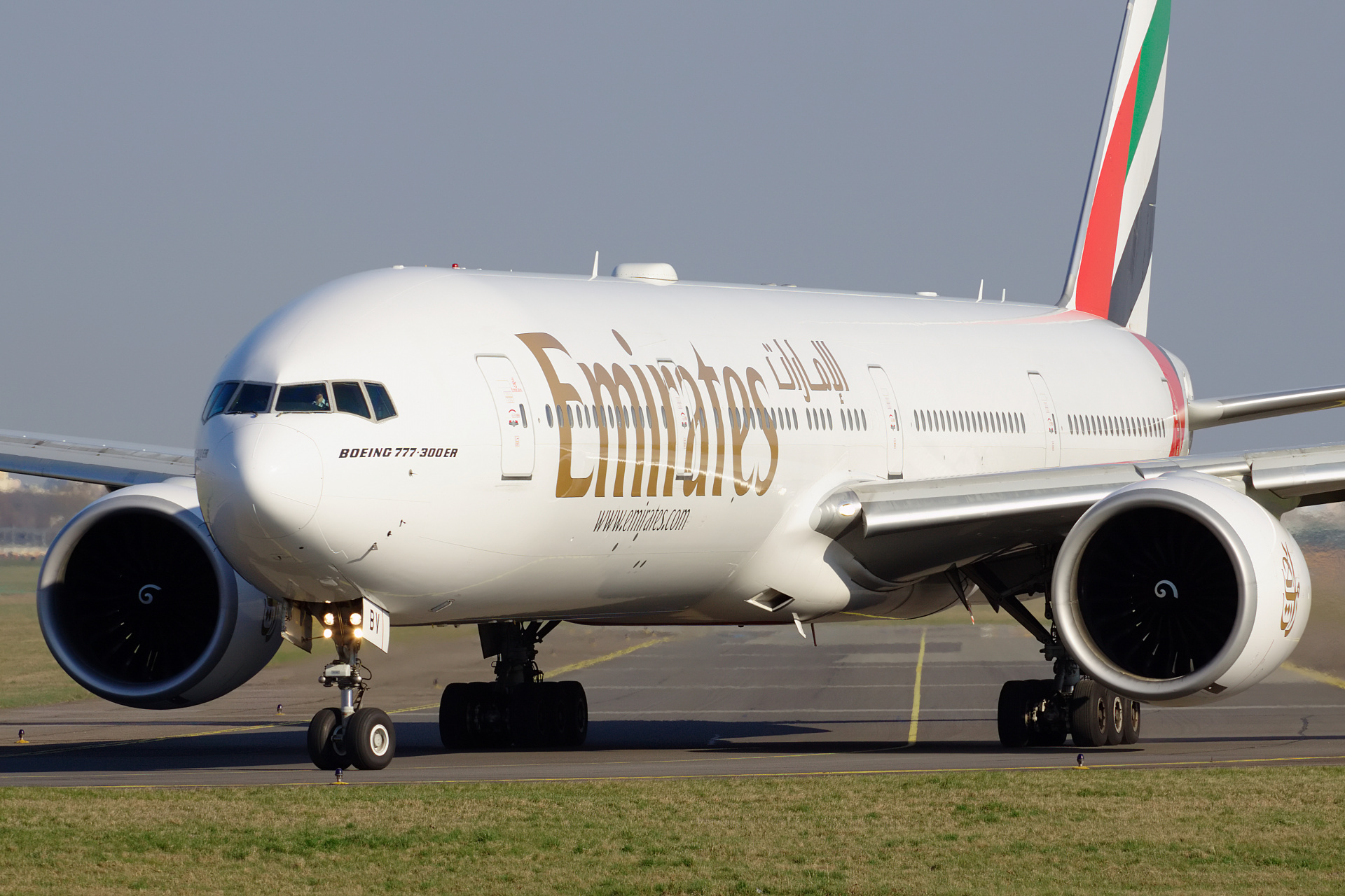 A6-EBV (Samoloty » Spotting na EPWA » Boeing 777-300ER » Emirates)