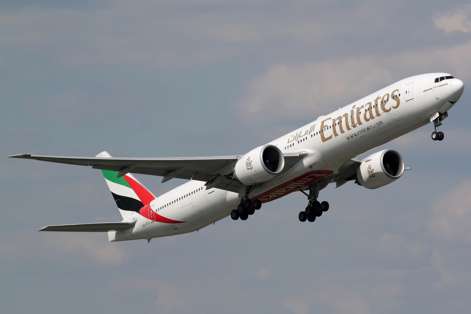 A6-ECL (Samoloty » Spotting na EPWA » Boeing 777-300ER » Emirates)