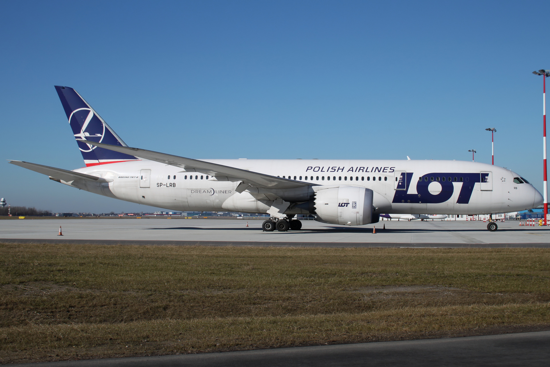 SP-LRB (Aircraft » EPWA Spotting » Boeing 787-8 Dreamliner » LOT Polish Airlines)