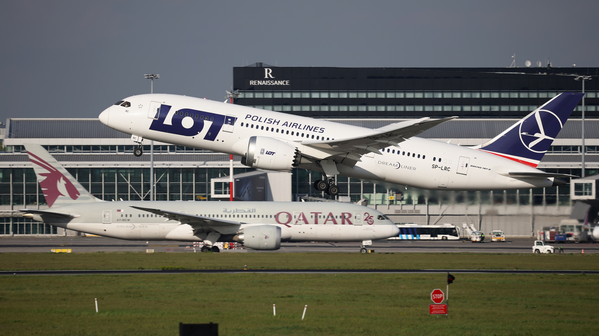 SP-LRC (Aircraft » EPWA Spotting » Boeing 787-8 Dreamliner » LOT Polish Airlines)