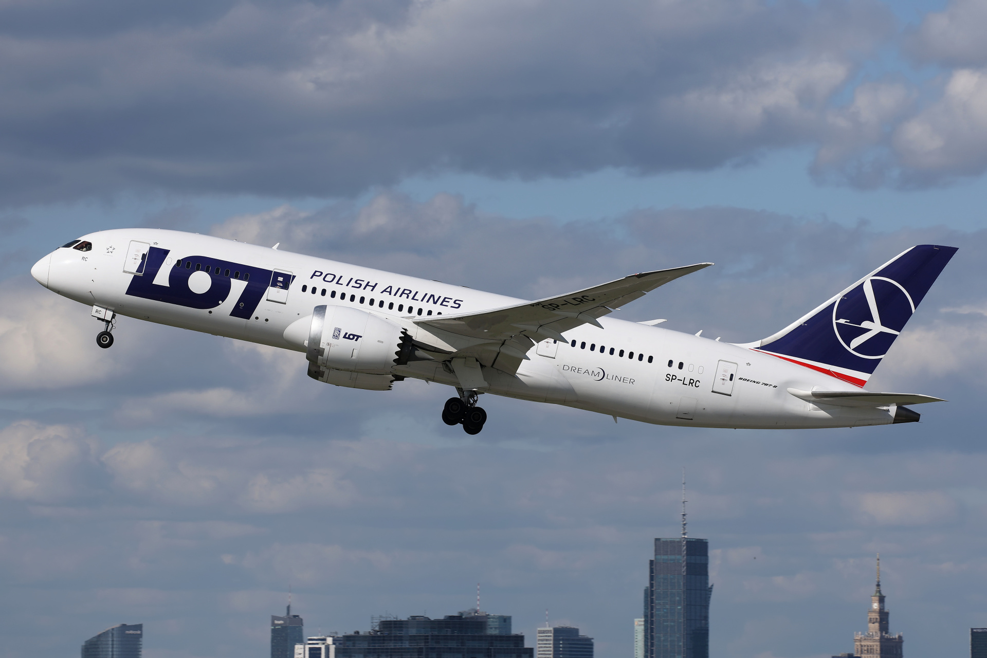 SP-LRC (Aircraft » EPWA Spotting » Boeing 787-8 Dreamliner » LOT Polish Airlines)