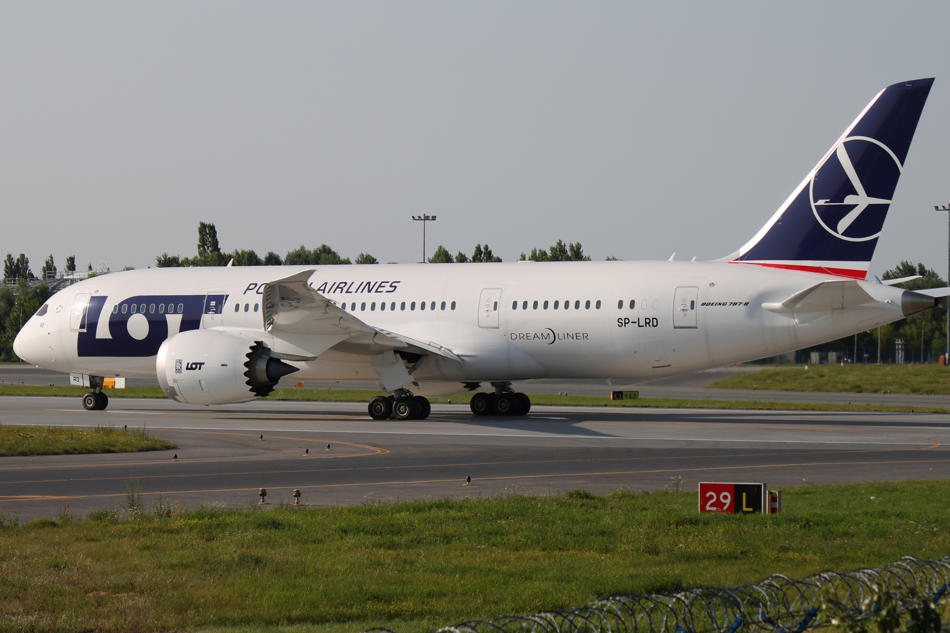 SP-LRD (Aircraft » EPWA Spotting » Boeing 787-8 Dreamliner » LOT Polish Airlines)