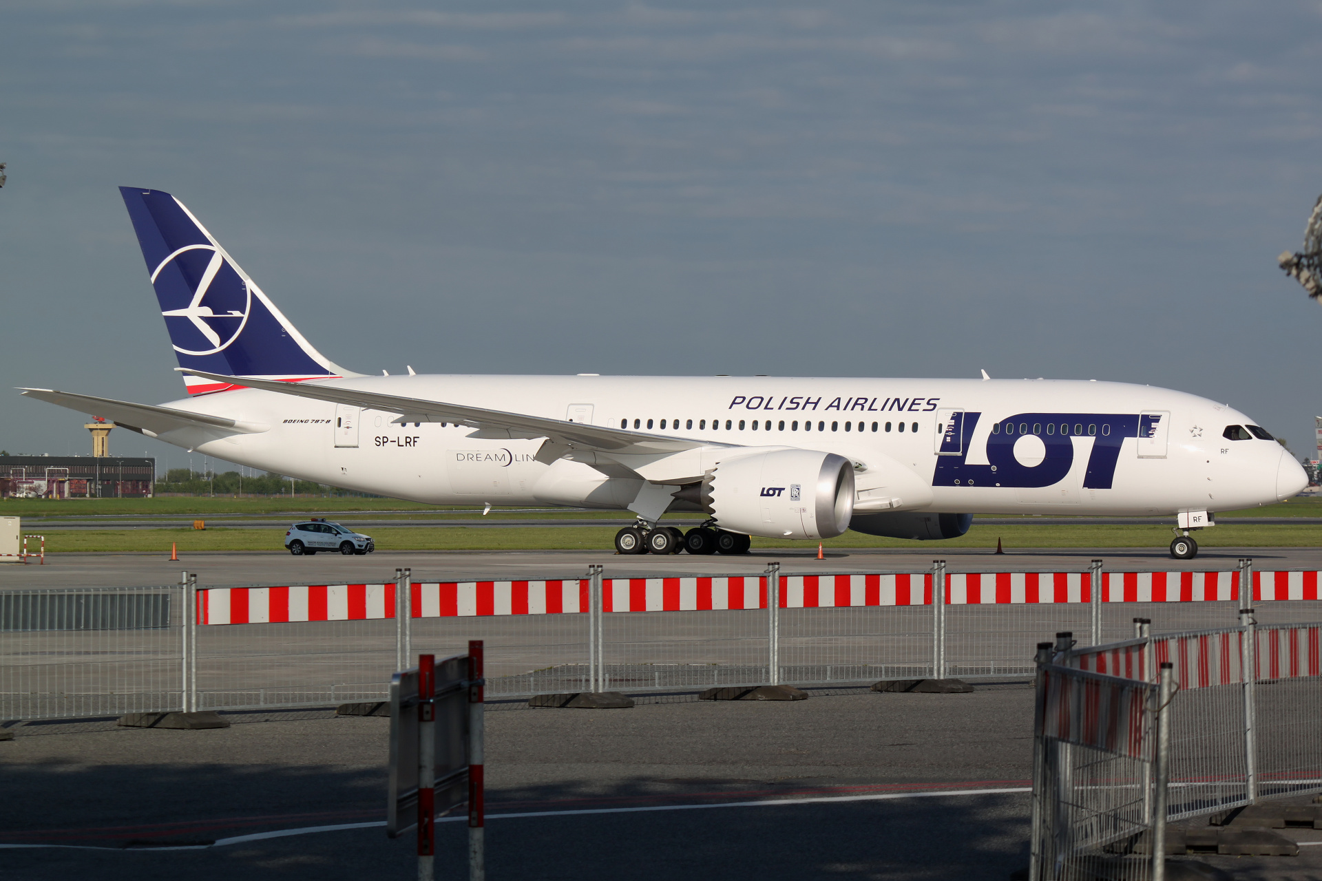 SP-LRF (Aircraft » EPWA Spotting » Boeing 787-8 Dreamliner » LOT Polish Airlines)