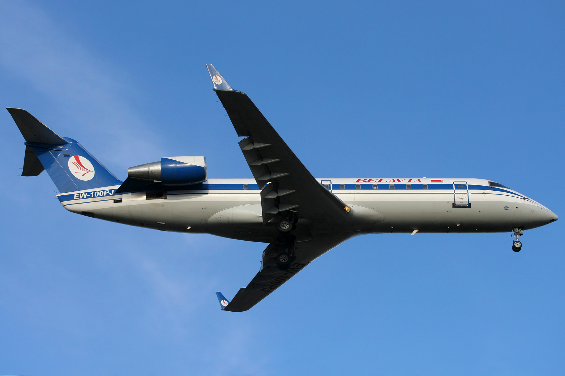 EW-100PJ, Belavia (Samoloty » Spotting na EPWA » Bombardier CL-600 Regional Jet » CRJ-100)