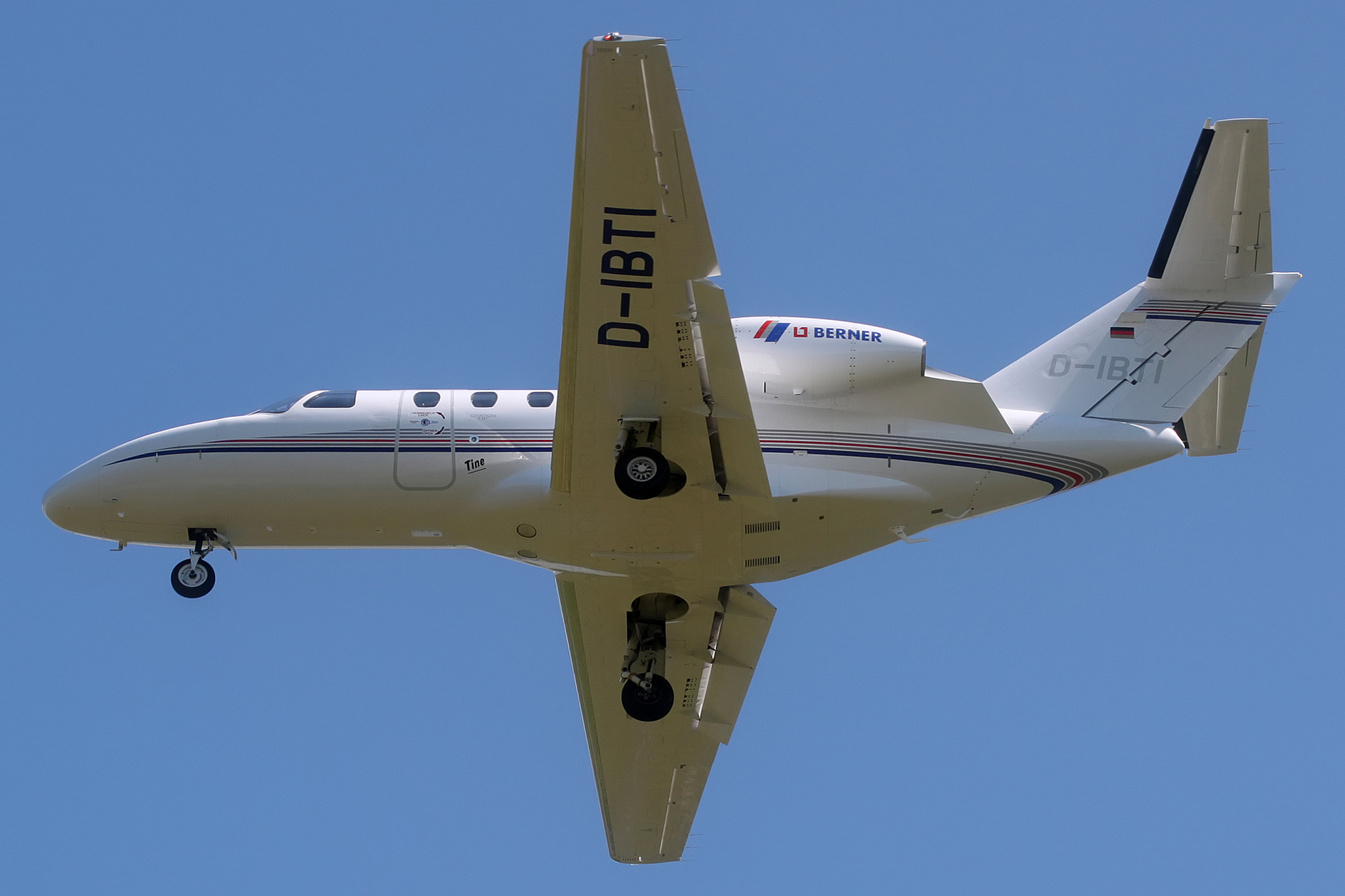 D-IBTI, Berner (Samoloty » Spotting na EPWA » Cessna 525 (CitationJet) i pochodne wersje)