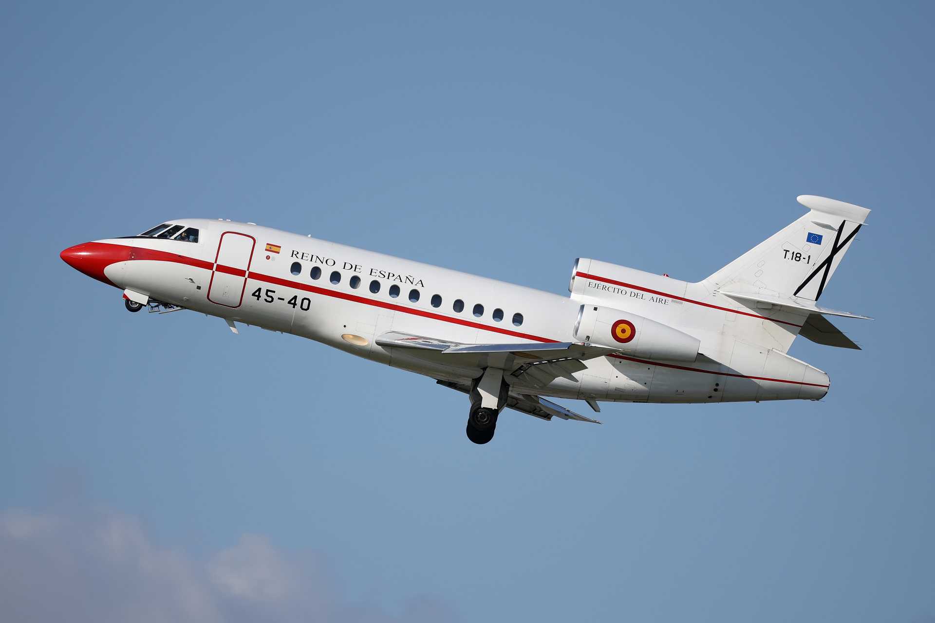 900B, T.18-1, Spanish Air Force (Aircraft » EPWA Spotting » Dassault Falcon 900)