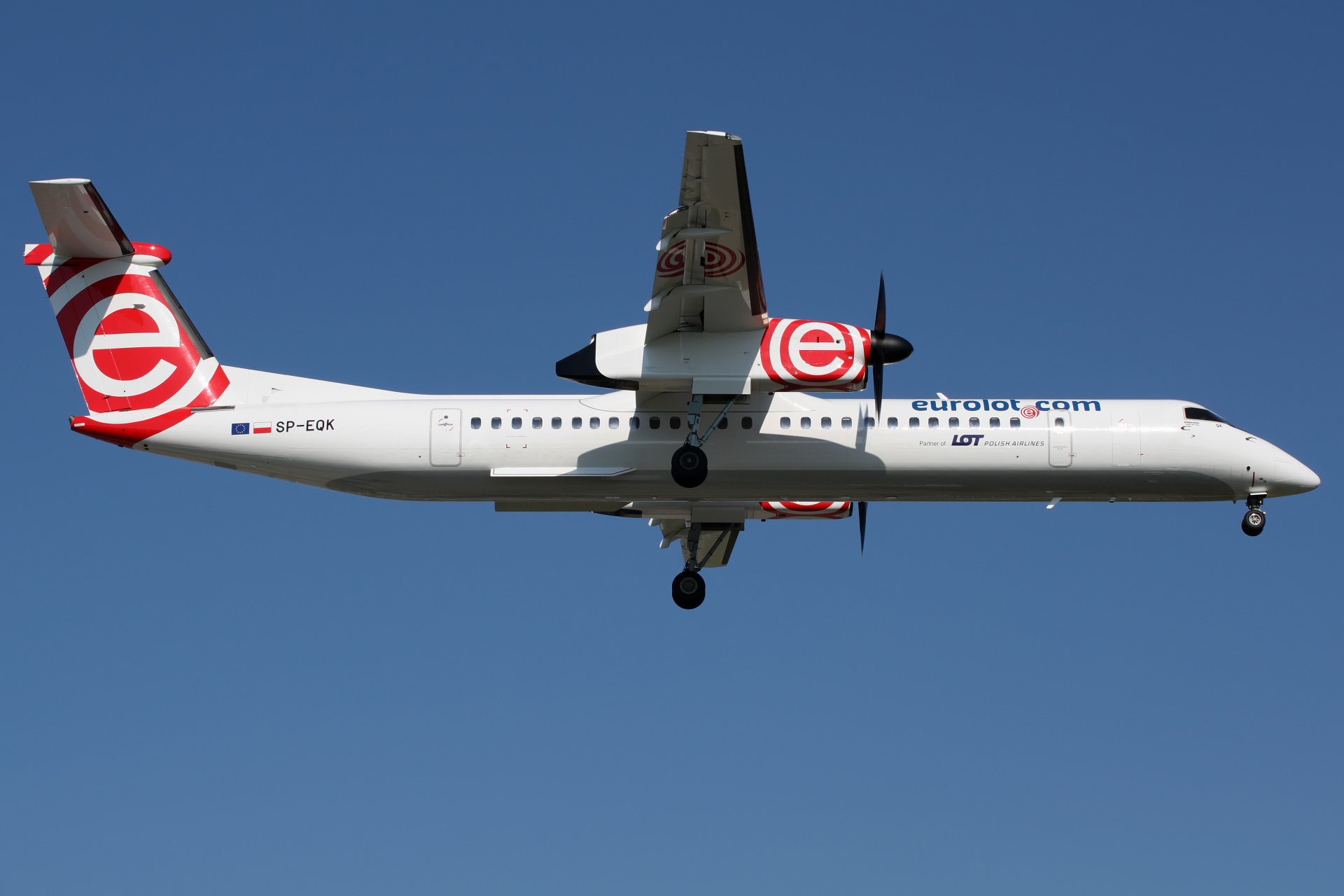 SP-EQK (Samoloty » Spotting na EPWA » De Havilland Canada DHC-8 Dash 8 » EuroLOT)